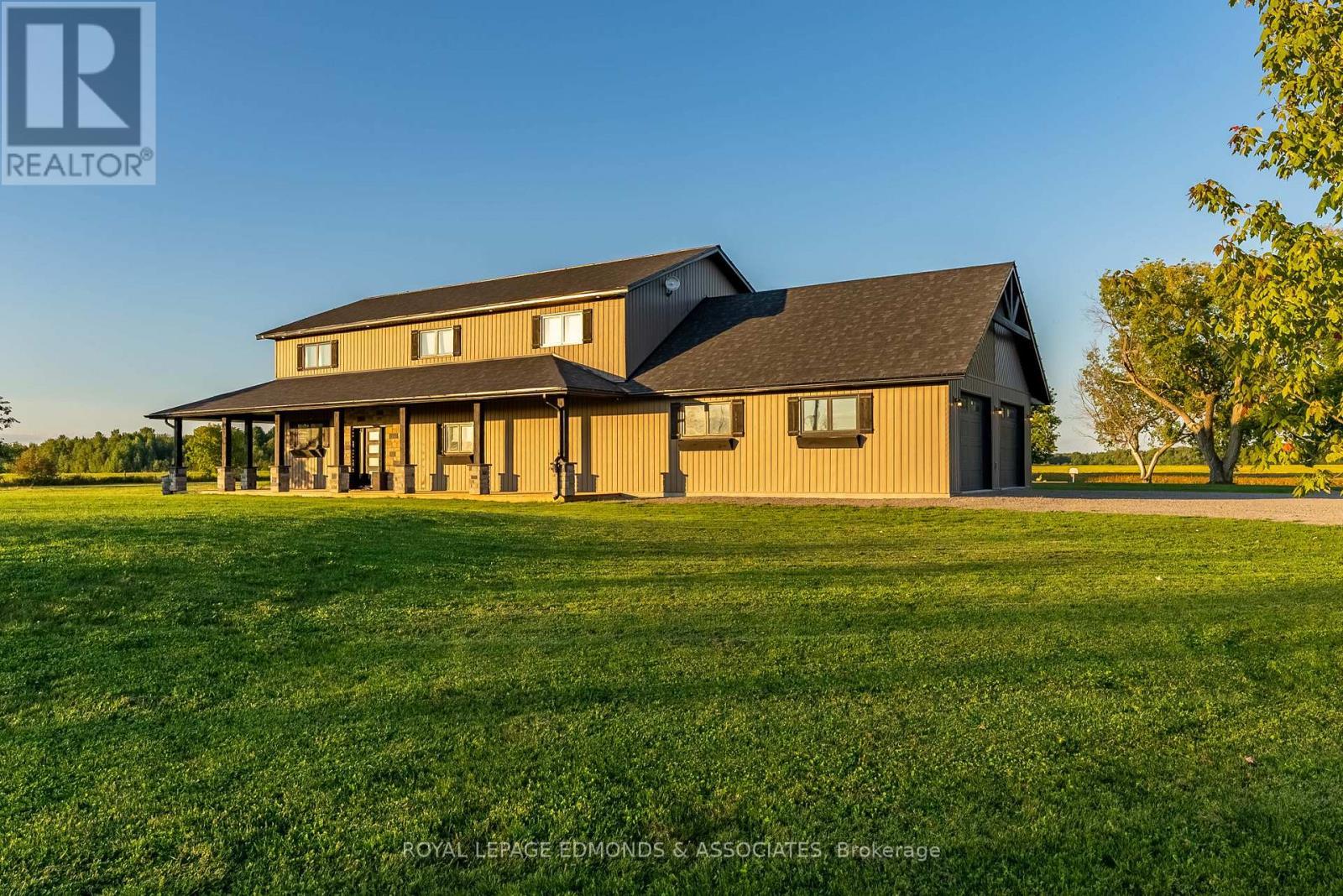 












2700 ZION LINE

,
Whitewater Region,




Ontario
K8A6W3

