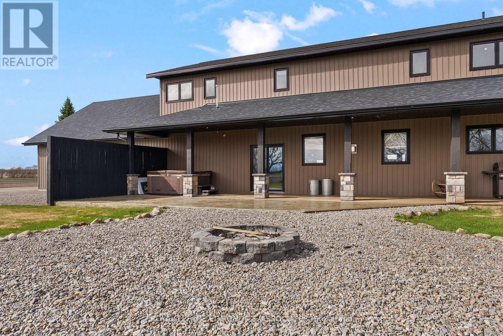 












2700 ZION LINE

,
Whitewater Region,




Ontario
K8A6W3


