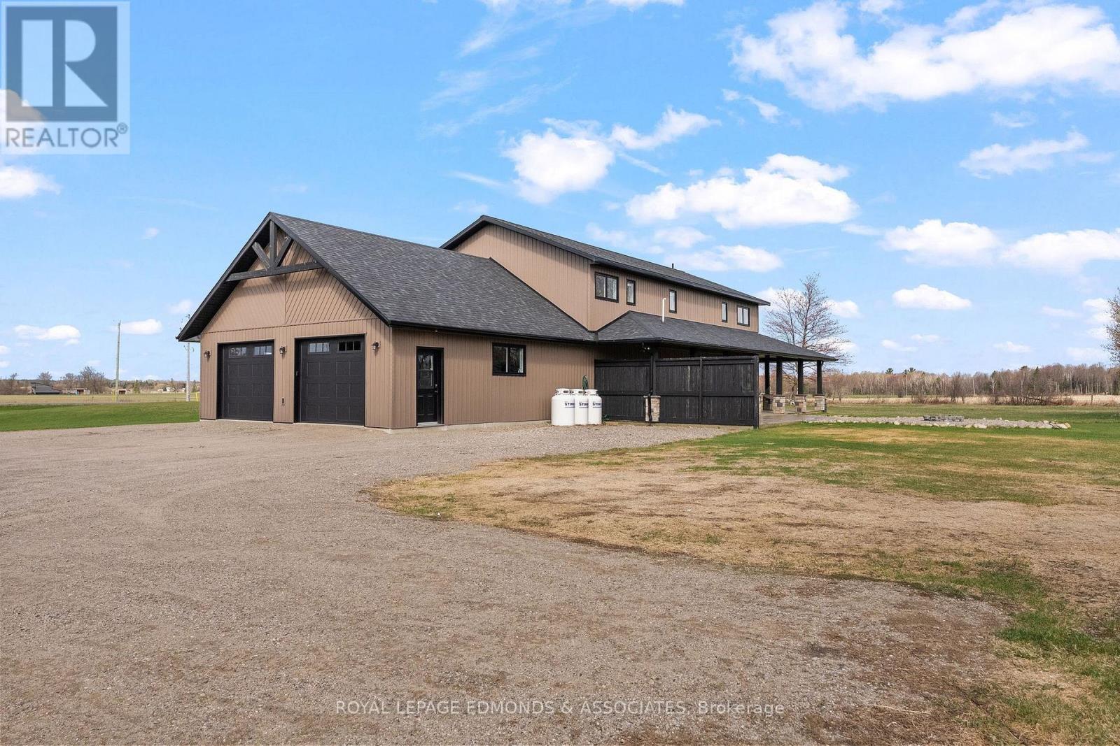 












2700 ZION LINE

,
Whitewater Region,




Ontario
K8A6W3

