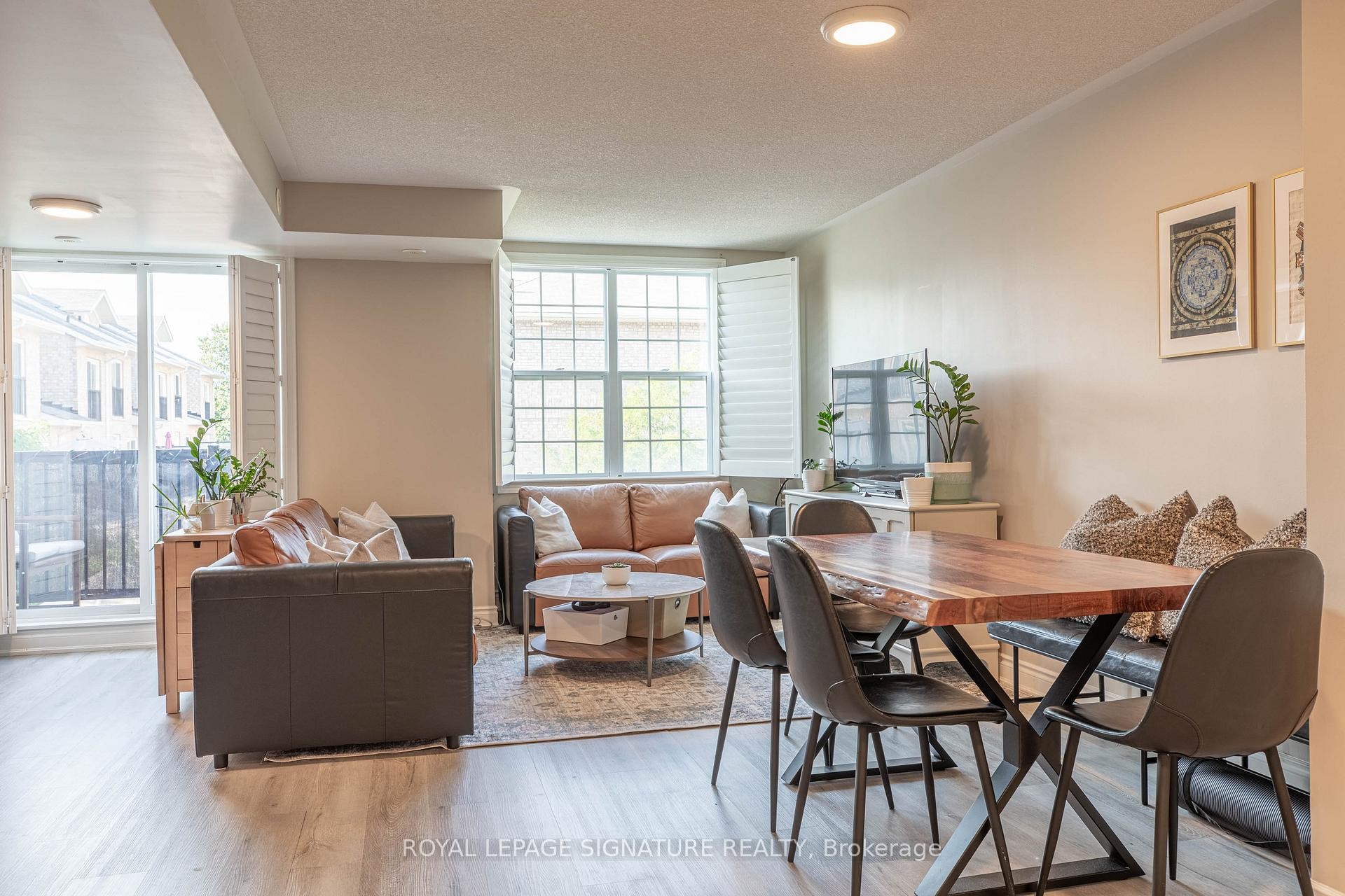 









45


Strangford

Lane, 309,
Toronto,




ON
M1L 0E5

