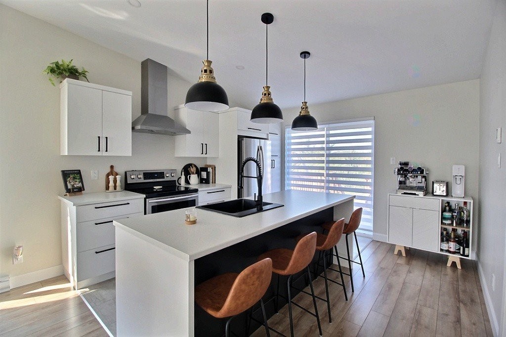 









1912


Rue Gabrielle-B.-Grimard

,
Saguenay (Chicoutimi),




QC
G7K0B4

