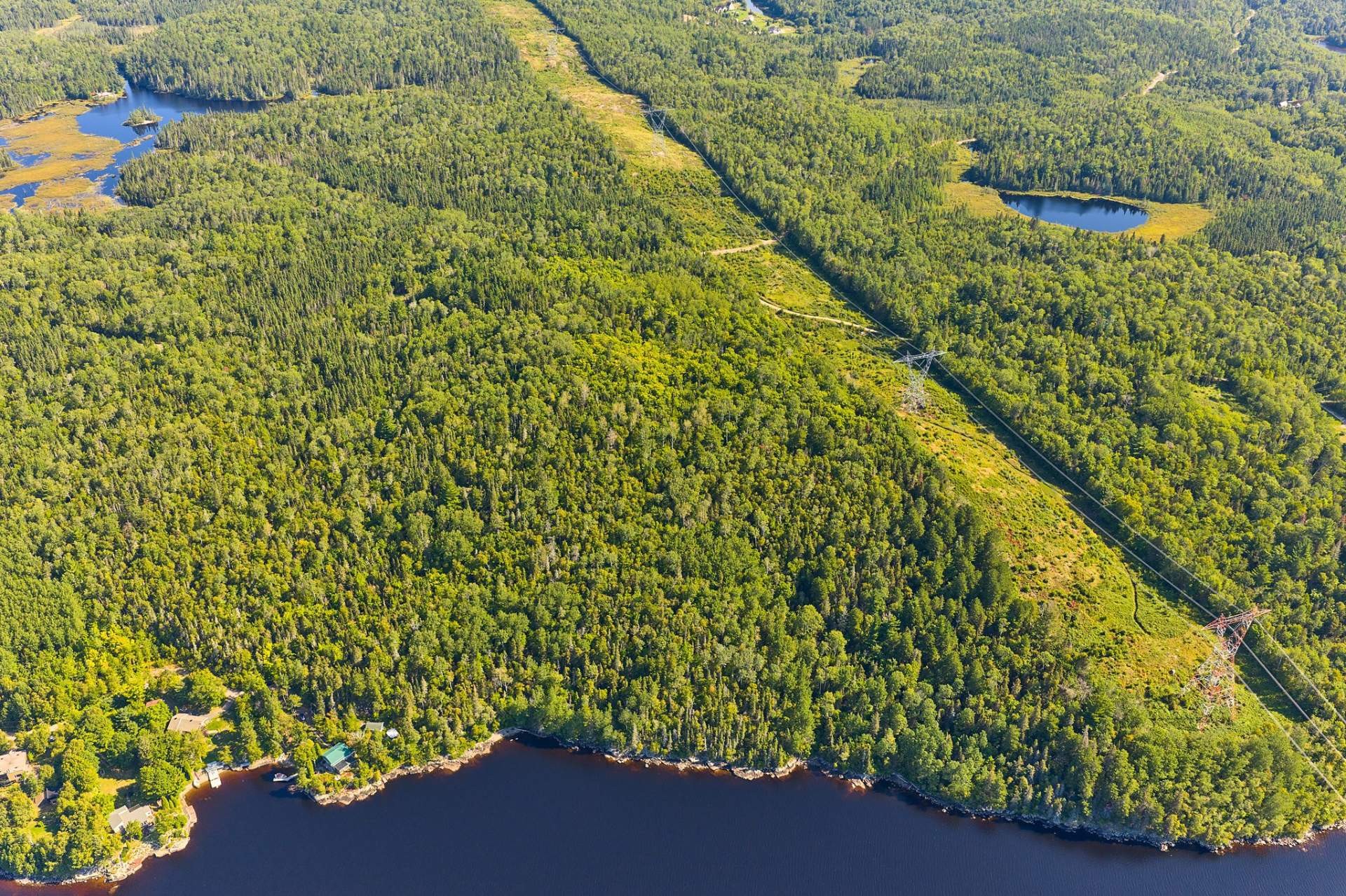 












Rue des Pinsons

,
Saguenay (Lac-Kénogami),







QC
G7X0P3

