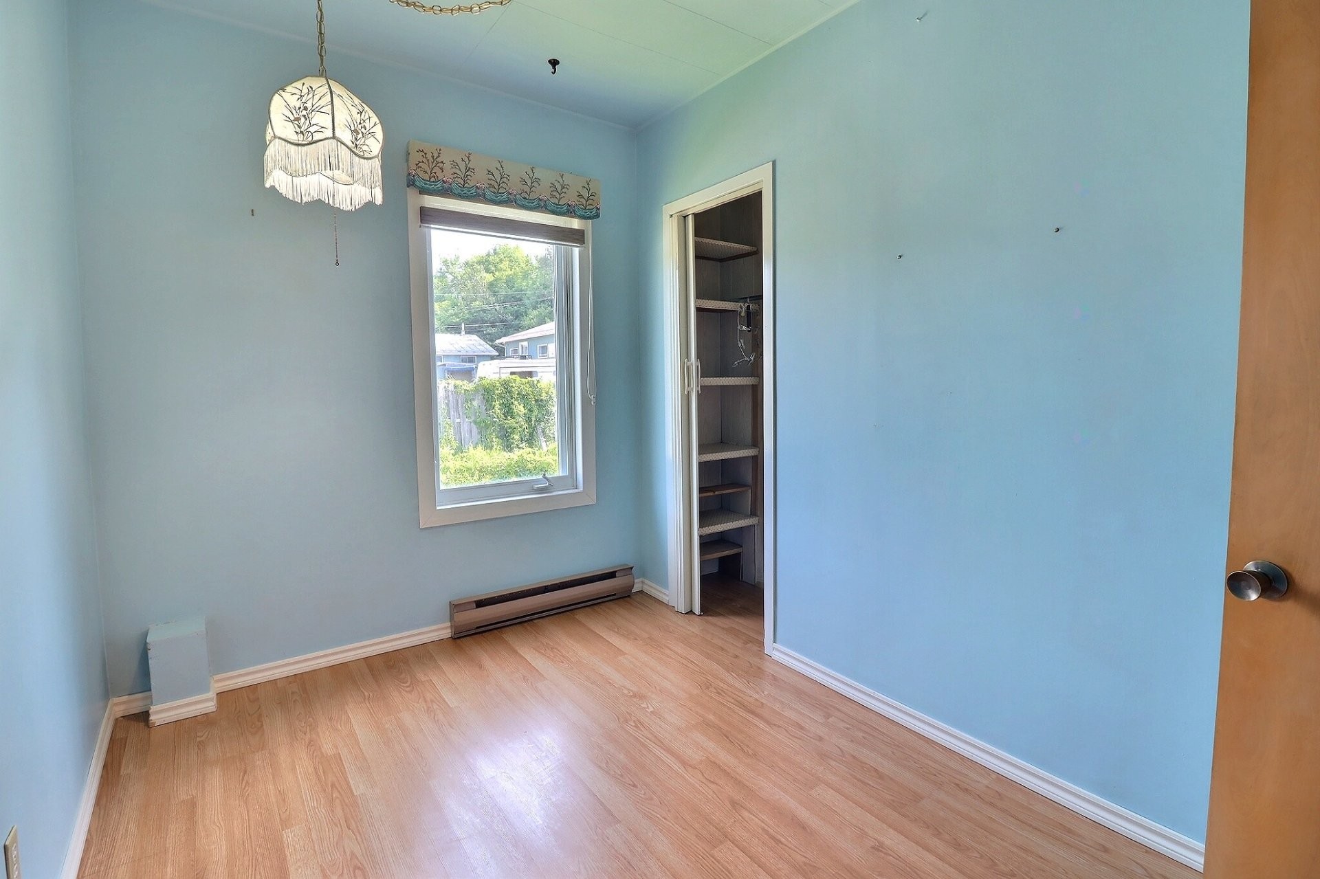 









135


Rue Le Moyne

,
Saguenay (Chicoutimi),




QC
G7G2S2

