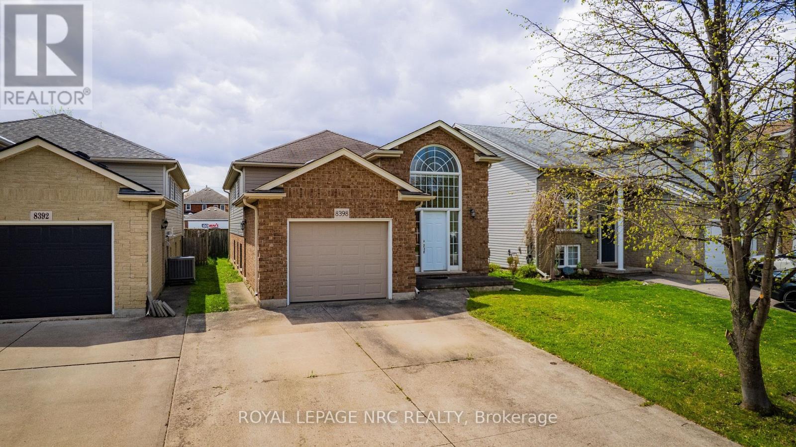












8398 ATACK COURT

,
Niagara Falls (Ascot),




Ontario
L2H3N4

