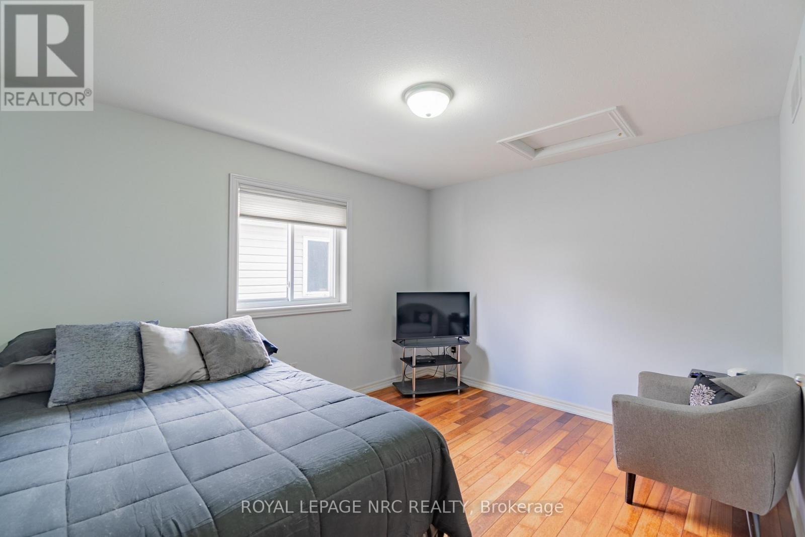 












8398 ATACK COURT

,
Niagara Falls (Ascot),




Ontario
L2H3N4

