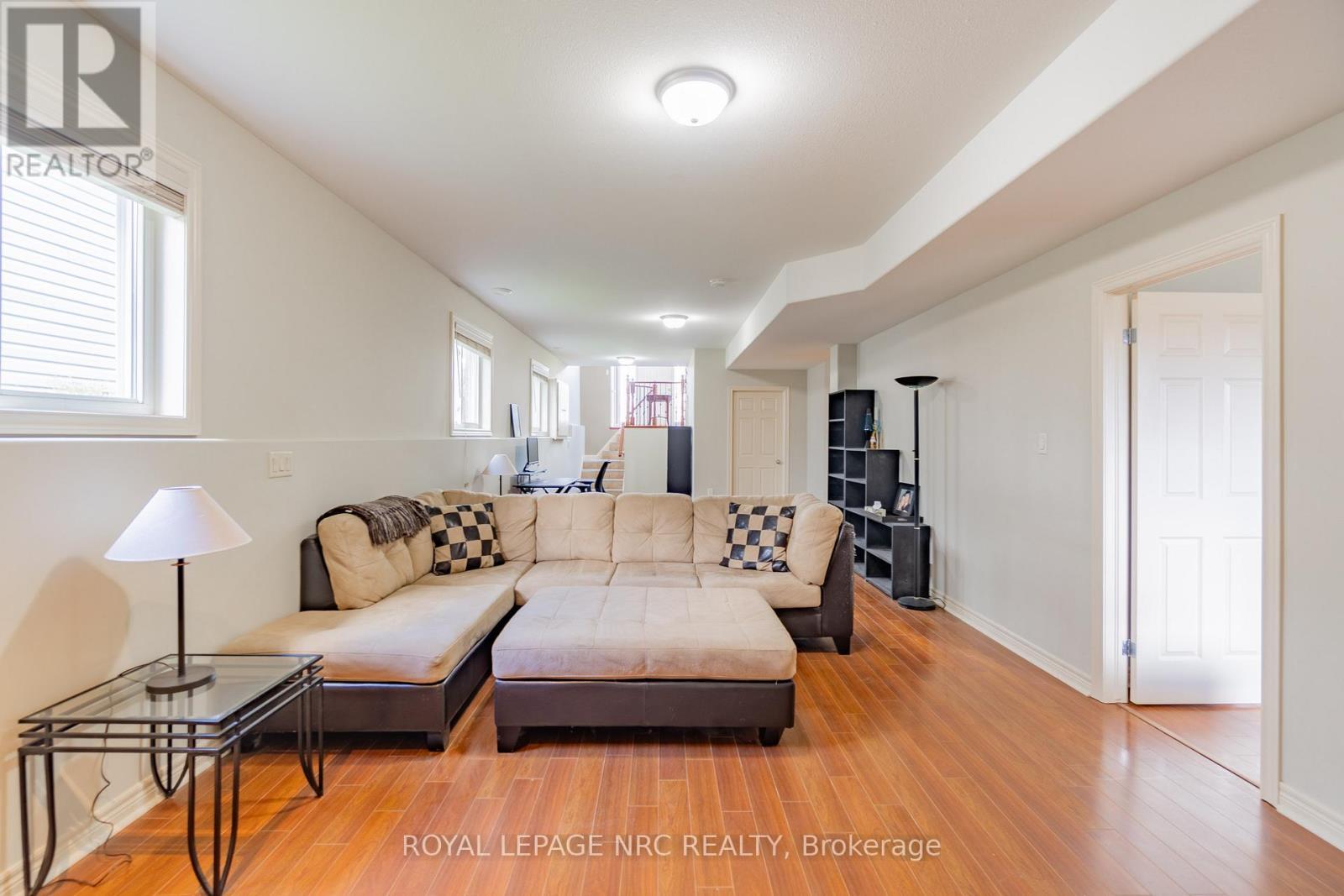 












8398 ATACK COURT

,
Niagara Falls (Ascot),




Ontario
L2H3N4

