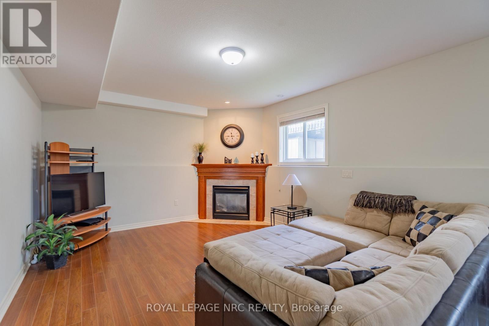 












8398 ATACK COURT

,
Niagara Falls (Ascot),




Ontario
L2H3N4

