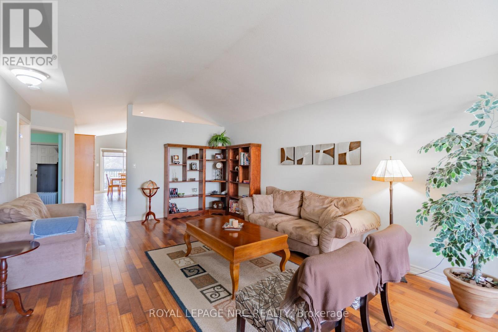 












8398 ATACK COURT

,
Niagara Falls (Ascot),




Ontario
L2H3N4

