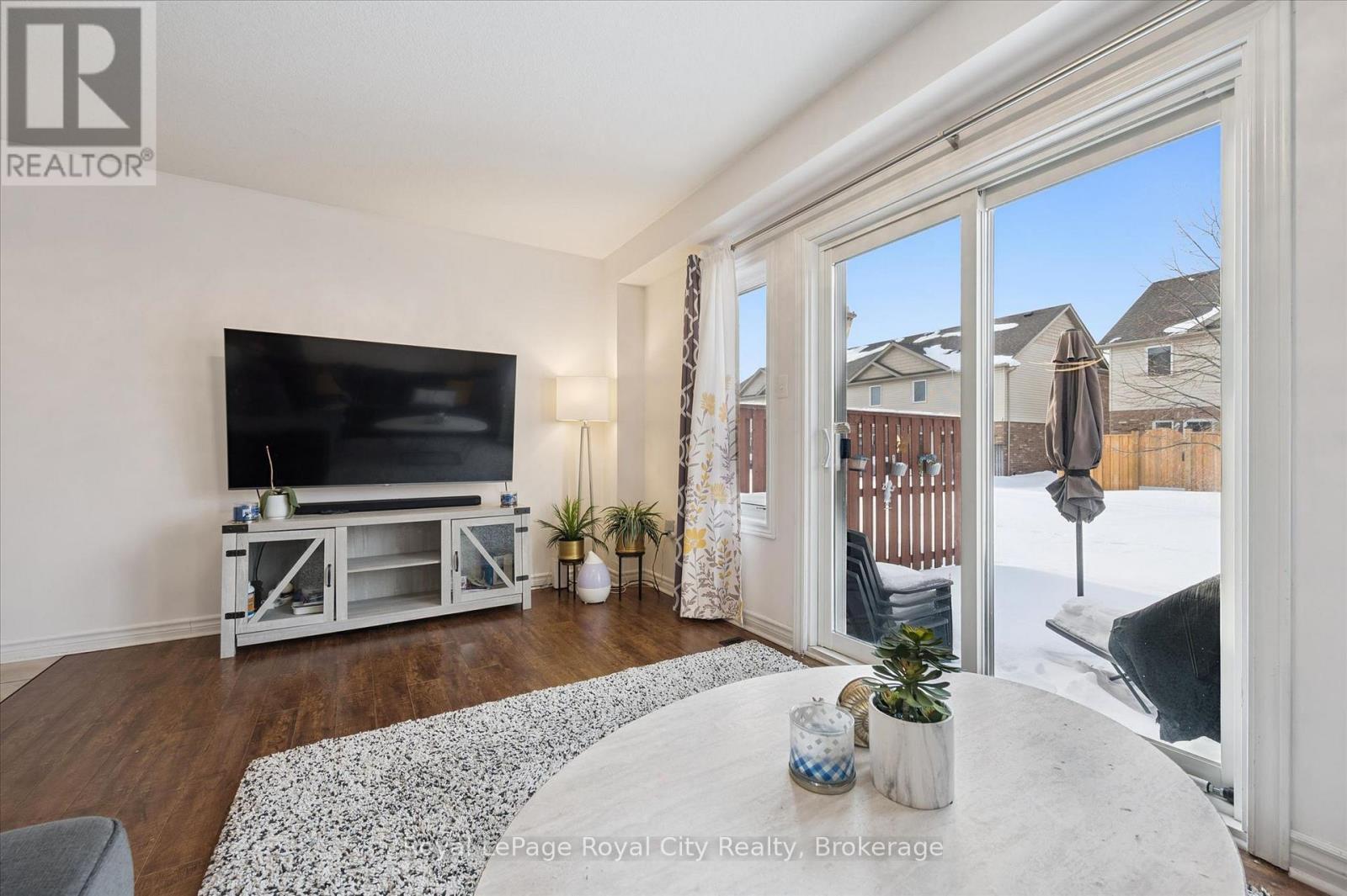 












91 LAMBETH WAY

,
Guelph (Pineridge/Westminster Woods),




Ontario
N1L0H1

