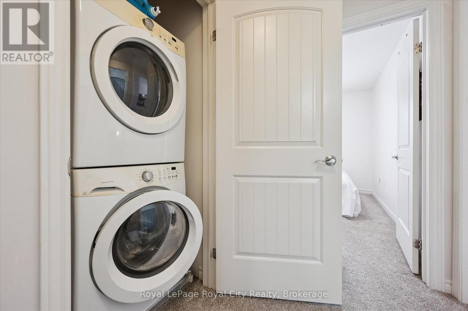 












91 LAMBETH WAY

,
Guelph (Pineridge/Westminster Woods),




Ontario
N1L0H1

