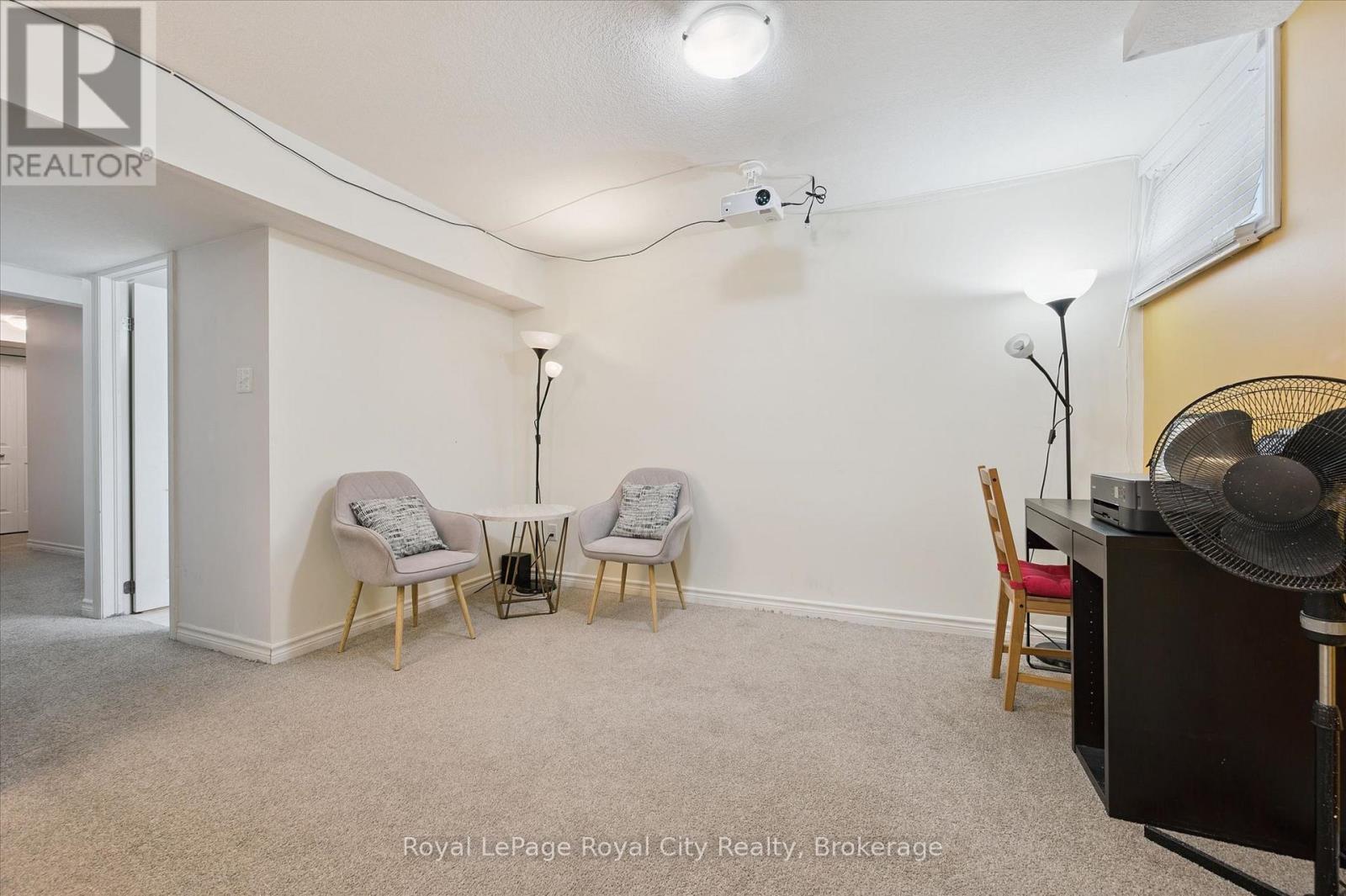 












91 LAMBETH WAY

,
Guelph (Pineridge/Westminster Woods),




Ontario
N1L0H1

