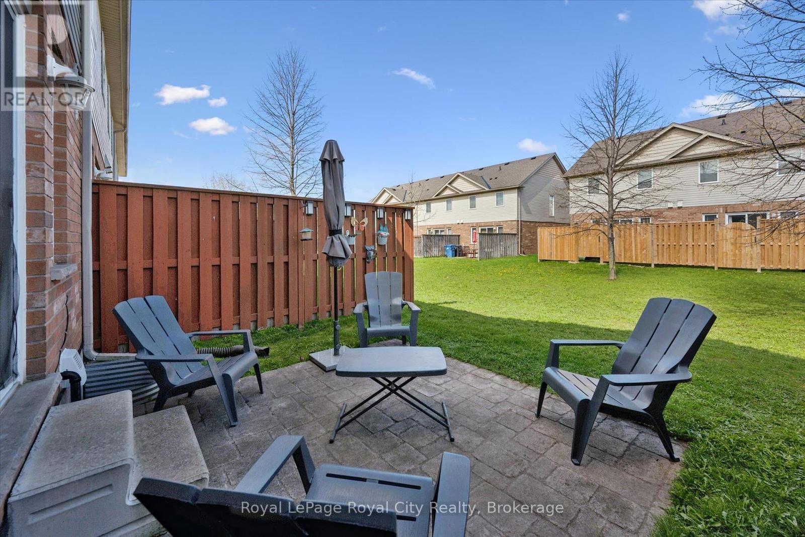 












91 LAMBETH WAY

,
Guelph (Pineridge/Westminster Woods),




Ontario
N1L0H1

