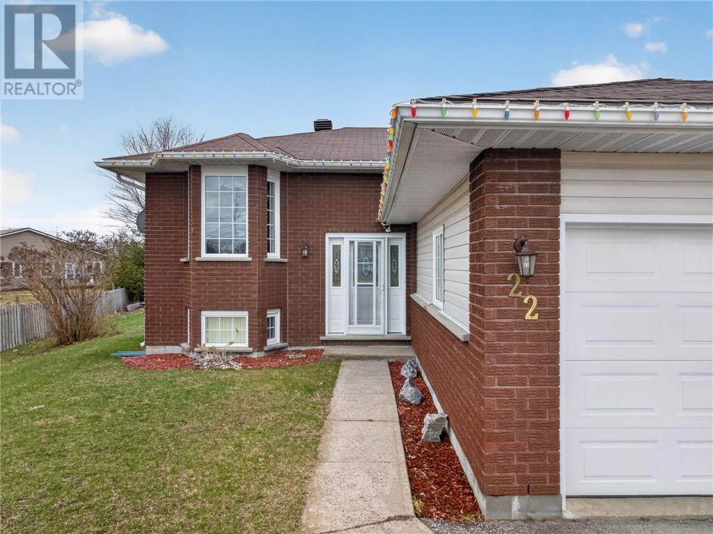 












22 Paiement Court

,
Sturgeon Falls,




Ontario
P2B3E4

