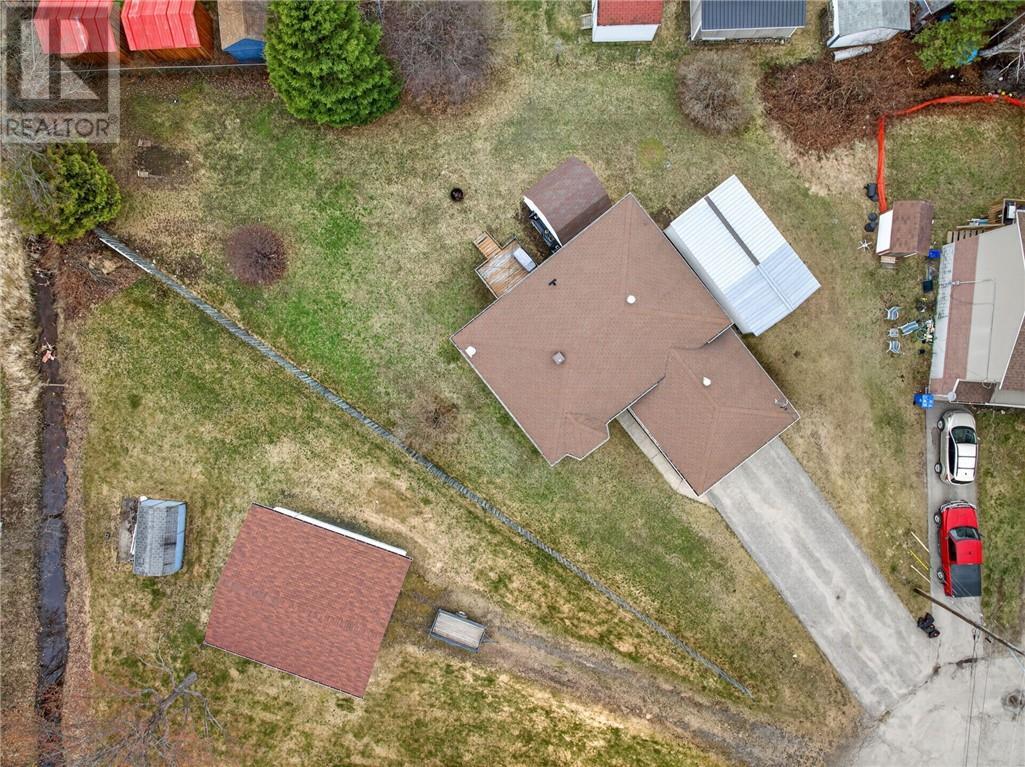 












22 Paiement Court

,
Sturgeon Falls,




Ontario
P2B3E4


