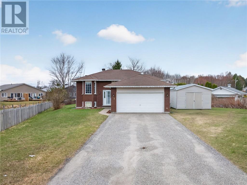 












22 Paiement Court

,
Sturgeon Falls,




Ontario
P2B3E4

