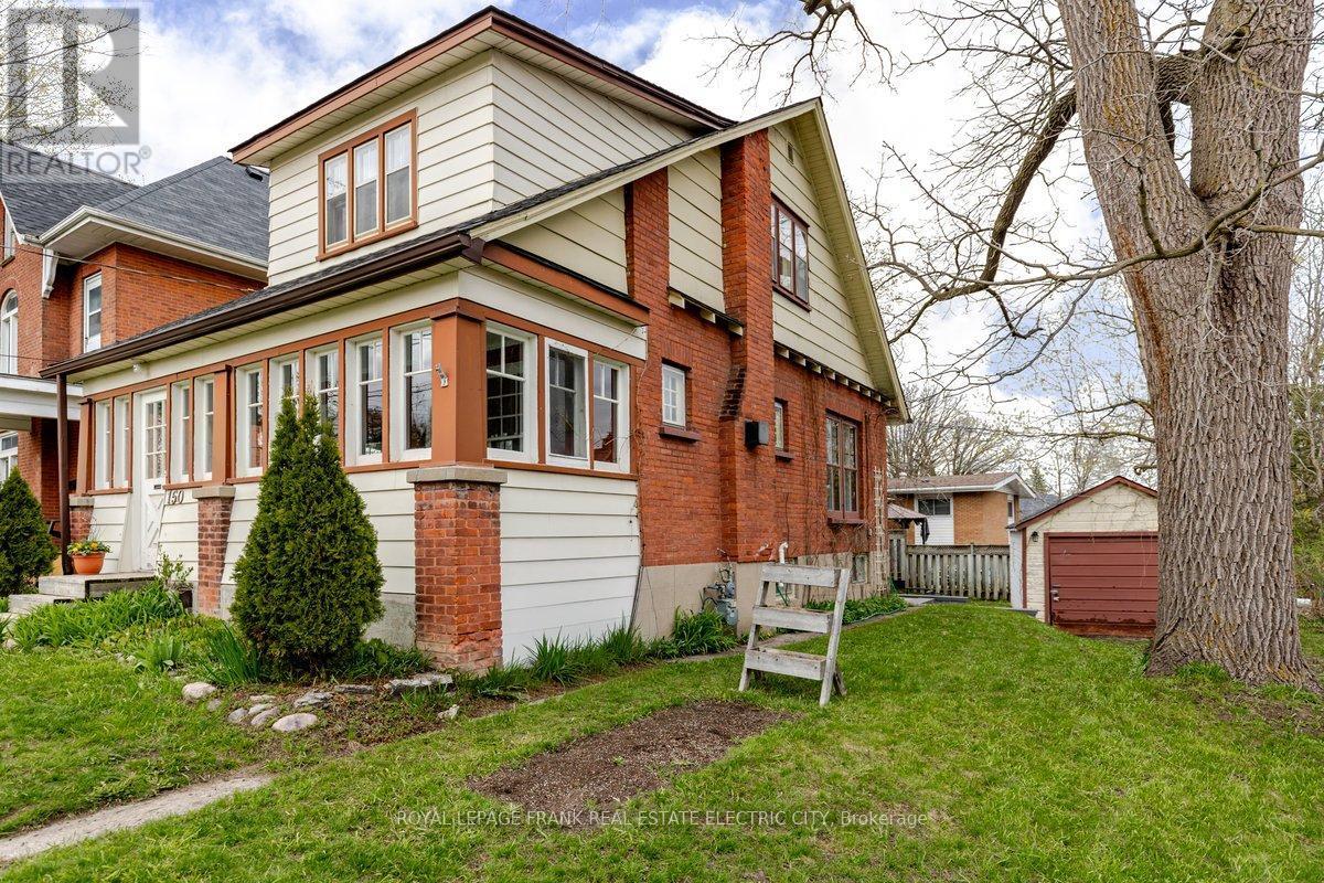 












150 BENSON AVENUE

,
Peterborough (Northcrest Ward 5),




Ontario
K9H5Y3

