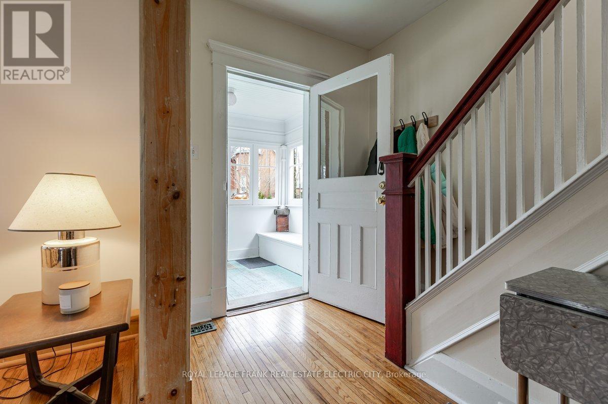 












150 BENSON AVENUE

,
Peterborough (Northcrest Ward 5),




Ontario
K9H5Y3

