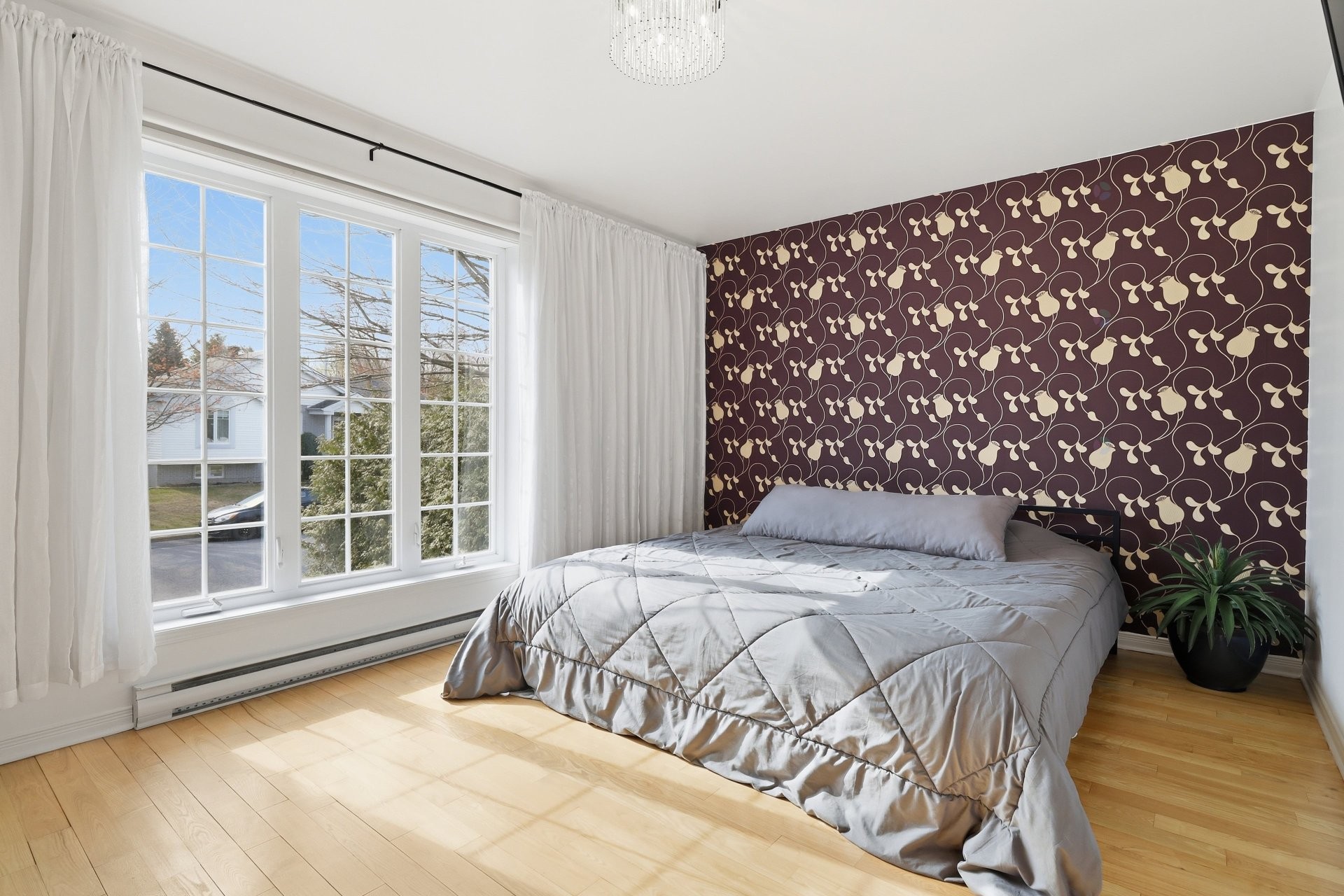 









633


Rue du Mimosa

,
Saint-Amable,




QC
J0L1N0

