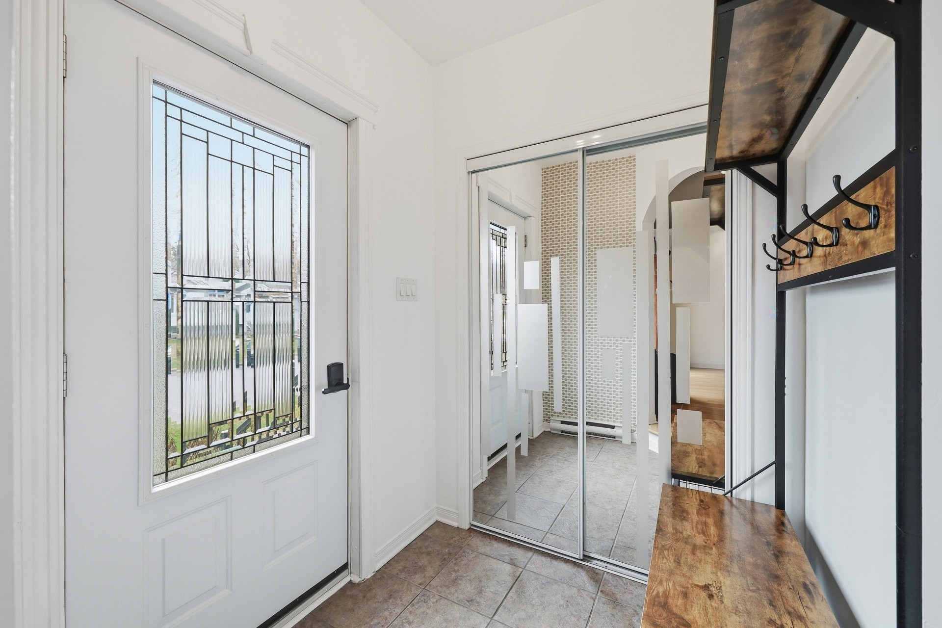 









633


Rue du Mimosa

,
Saint-Amable,




QC
J0L1N0


