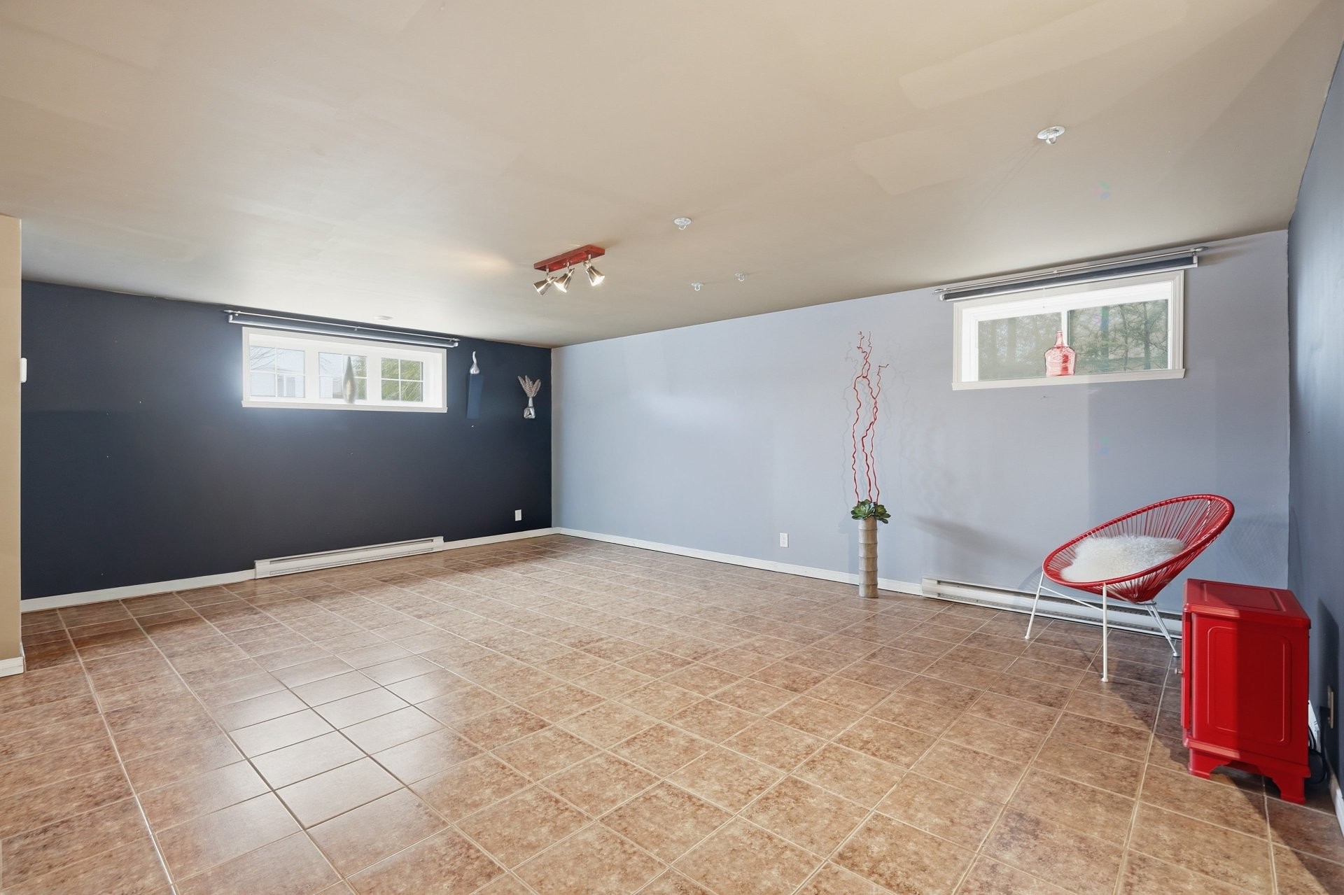 









633


Rue du Mimosa

,
Saint-Amable,




QC
J0L1N0


