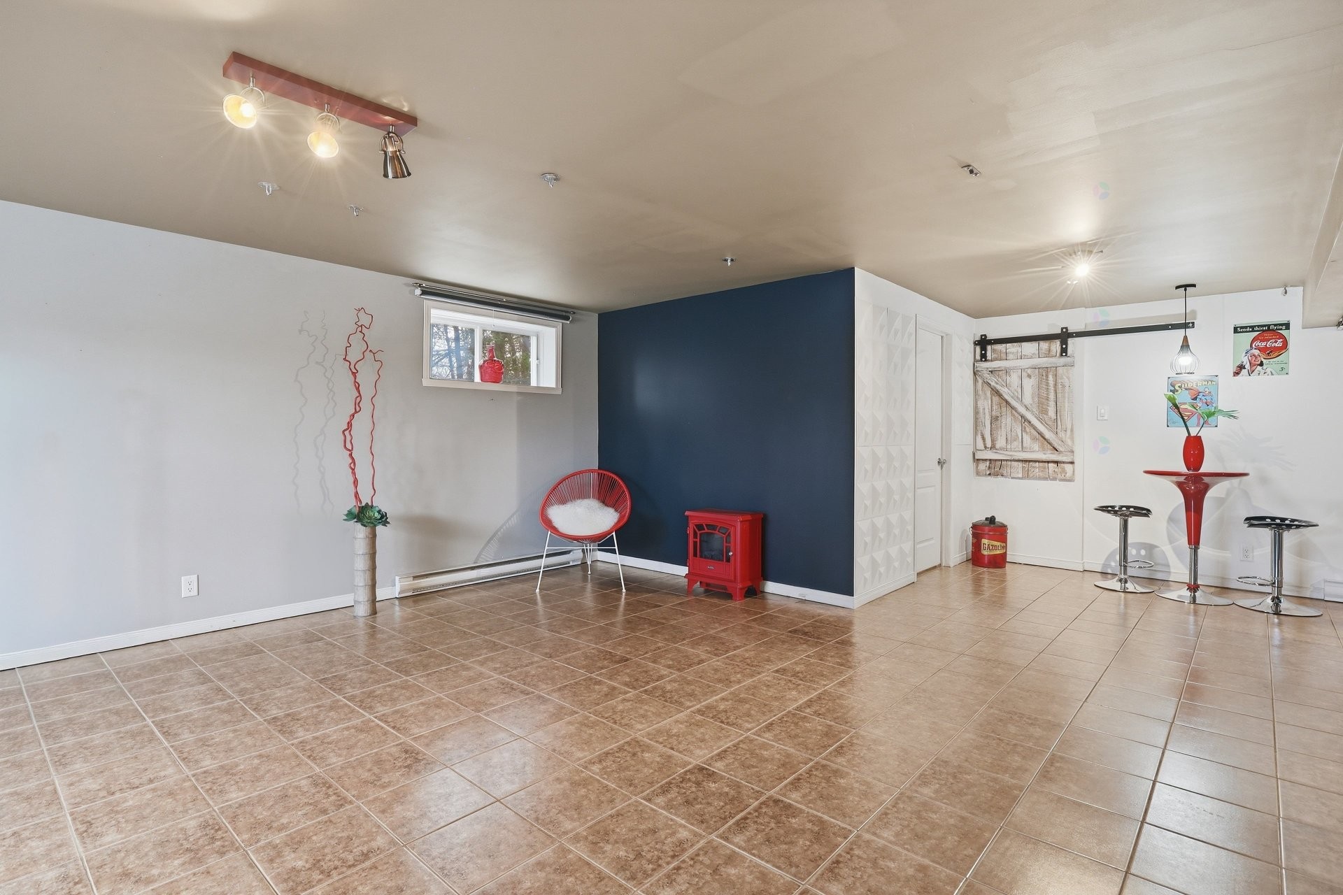 









633


Rue du Mimosa

,
Saint-Amable,




QC
J0L1N0

