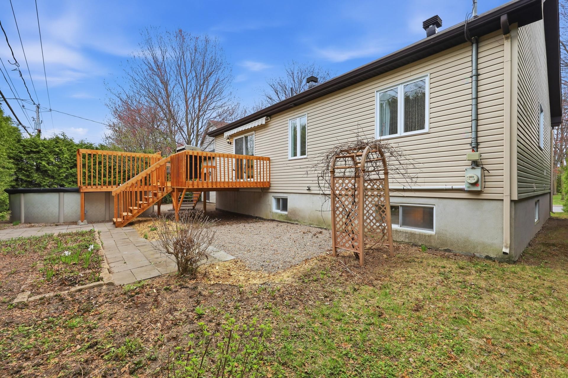 









633


Rue du Mimosa

,
Saint-Amable,




QC
J0L1N0

