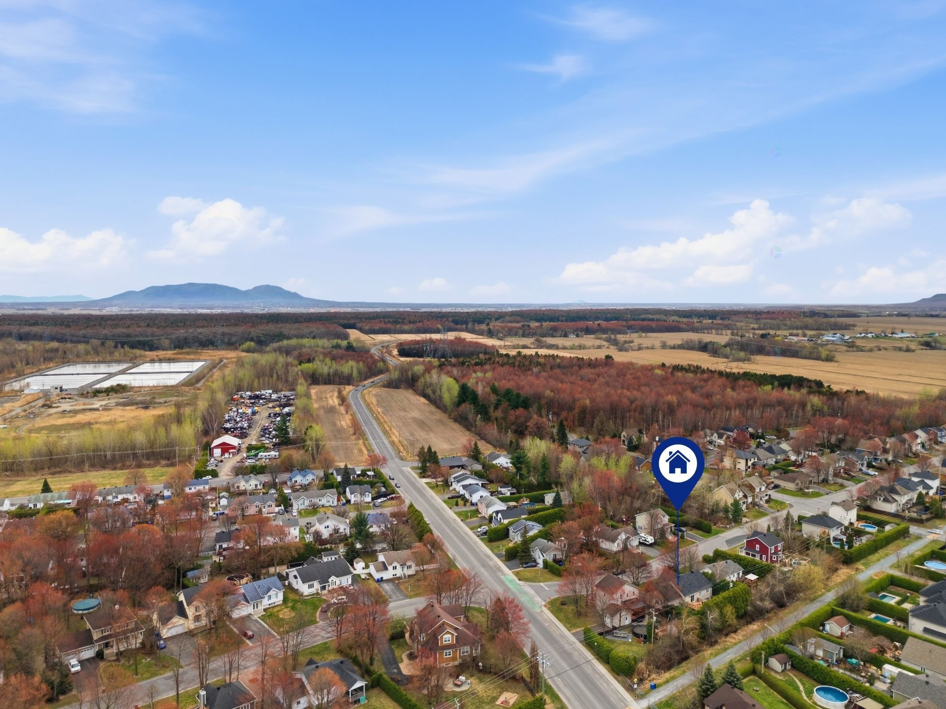 









633


Rue du Mimosa

,
Saint-Amable,




QC
J0L1N0

