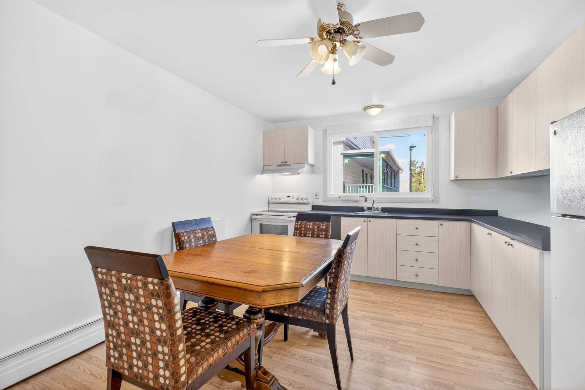 









1151


Rue de l'Esplanade

,
Sherbrooke (Les Nations),




QC
J1H1S9


