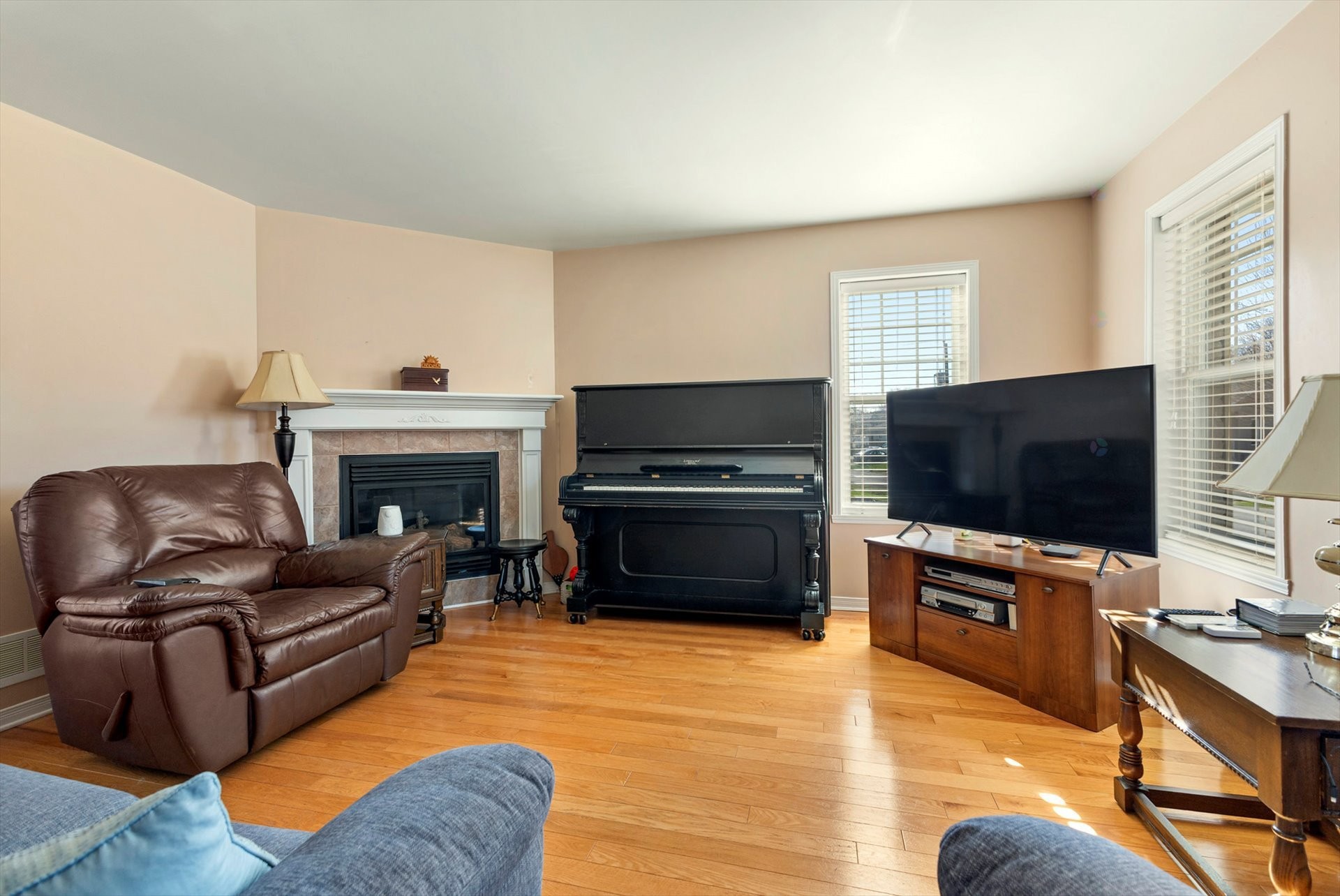 









6


Rue Aimé-Aubry

,
Rigaud,




QC
J0P1P0

