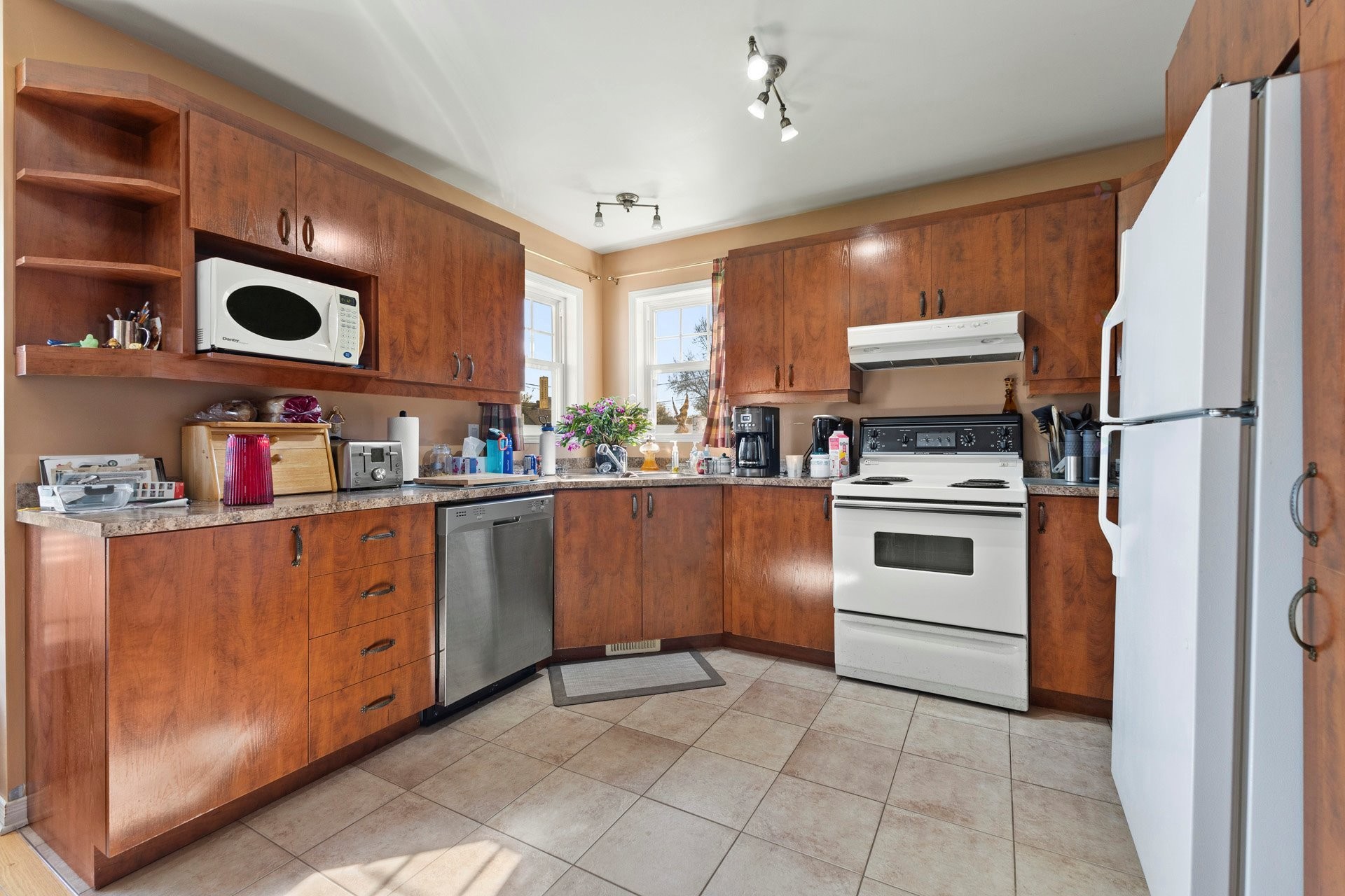 









6


Rue Aimé-Aubry

,
Rigaud,




QC
J0P1P0

