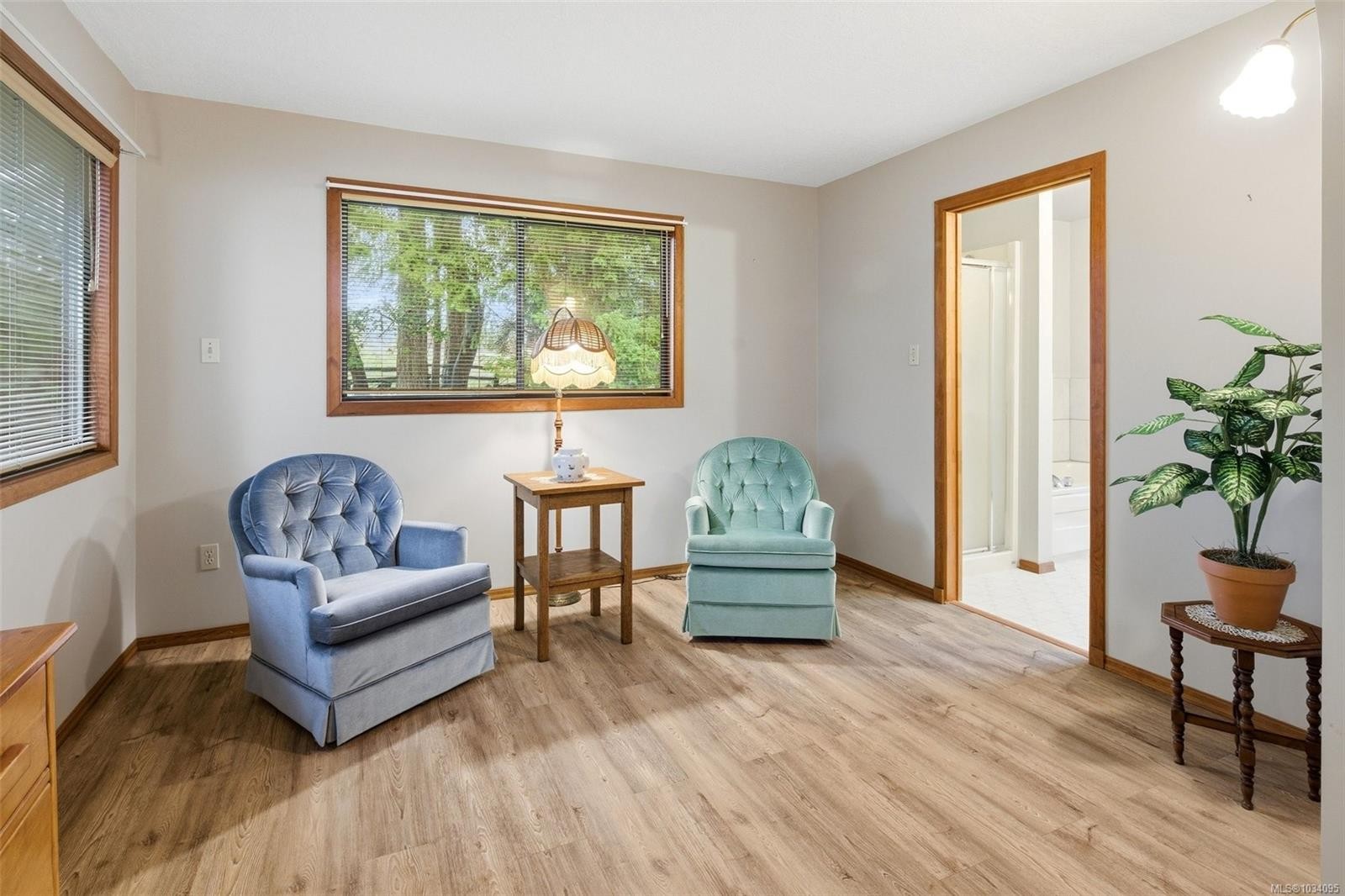 









4395


Liberto

Rd,
Saanich,




BC
V9E 2C4

