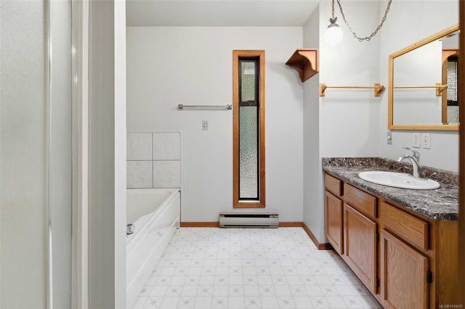 









4395


Liberto

Rd,
Saanich,




BC
V9E 2C4

