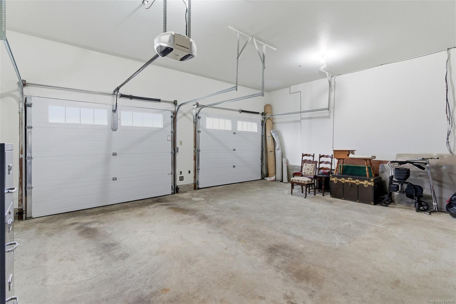 









4395


Liberto

Rd,
Saanich,




BC
V9E 2C4

