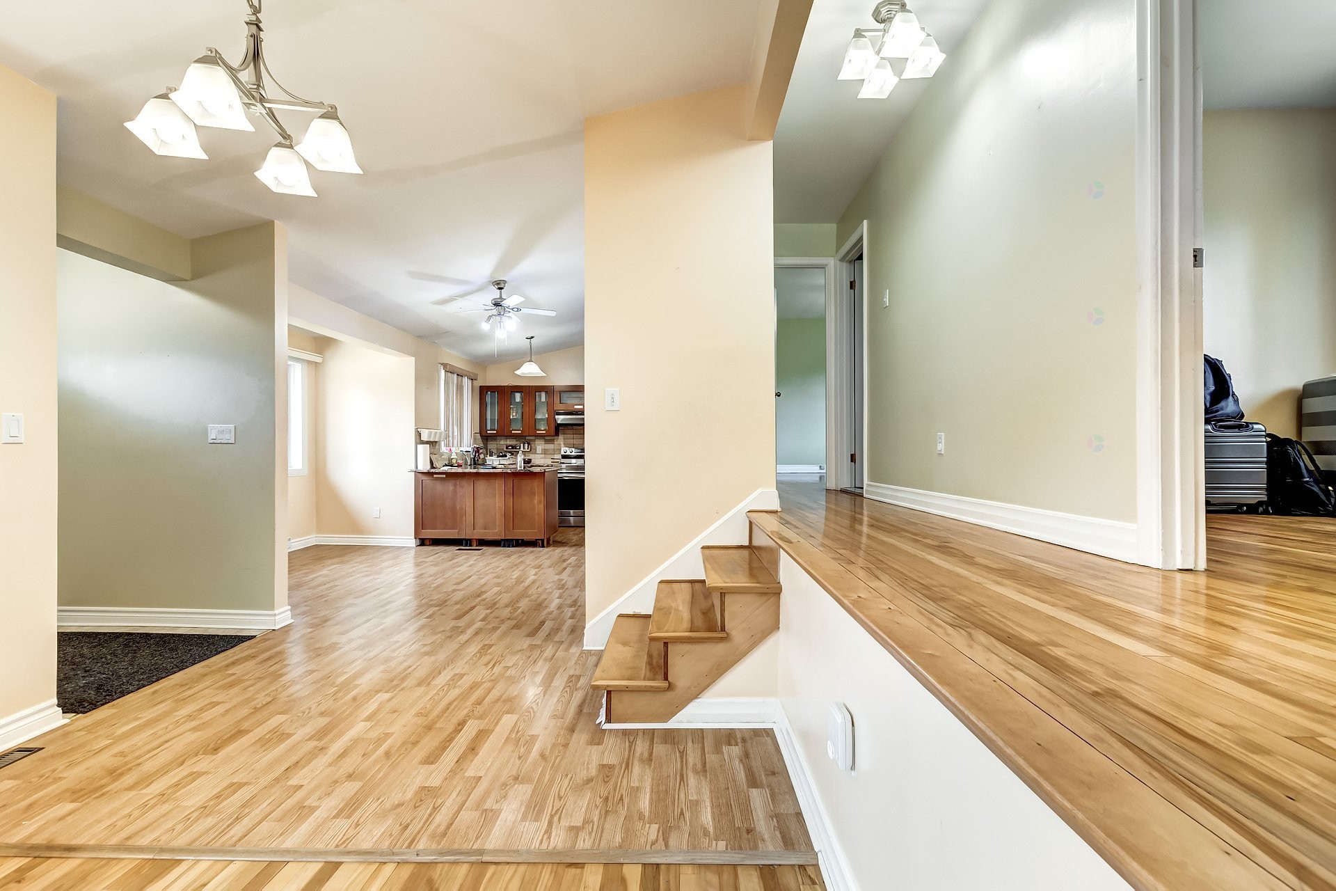 









75


17e Avenue

,
Montréal (Pierrefonds-Roxboro),




QC
H8Y3A5

