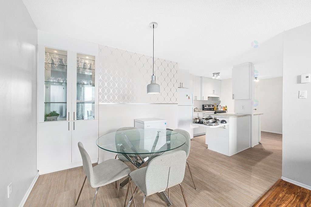 









23


Rue de la Soeur-Jeanne-Marie-Chavoin

, 413,
Gatineau (Hull),




QC
J8Z1V9

