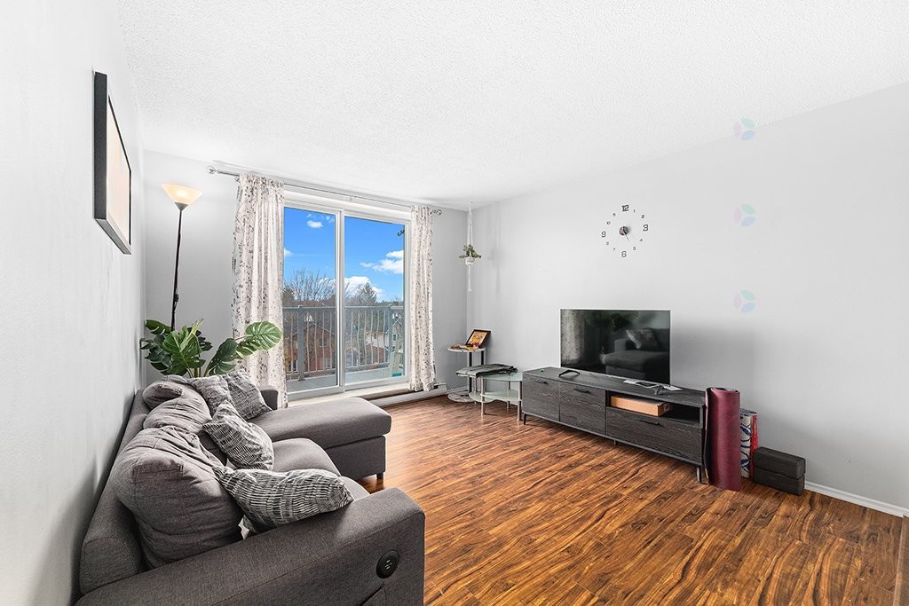 









23


Rue de la Soeur-Jeanne-Marie-Chavoin

, 413,
Gatineau (Hull),




QC
J8Z1V9

