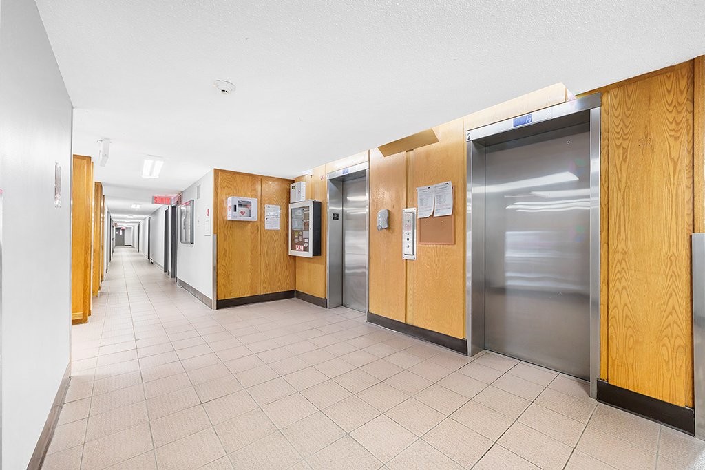 









23


Rue de la Soeur-Jeanne-Marie-Chavoin

, 413,
Gatineau (Hull),




QC
J8Z1V9

