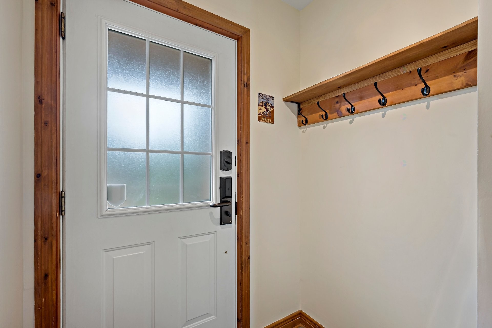 









225


Rue du Mont-Plaisant

, 4,
Mont-Tremblant,




QC
J8E1L2

