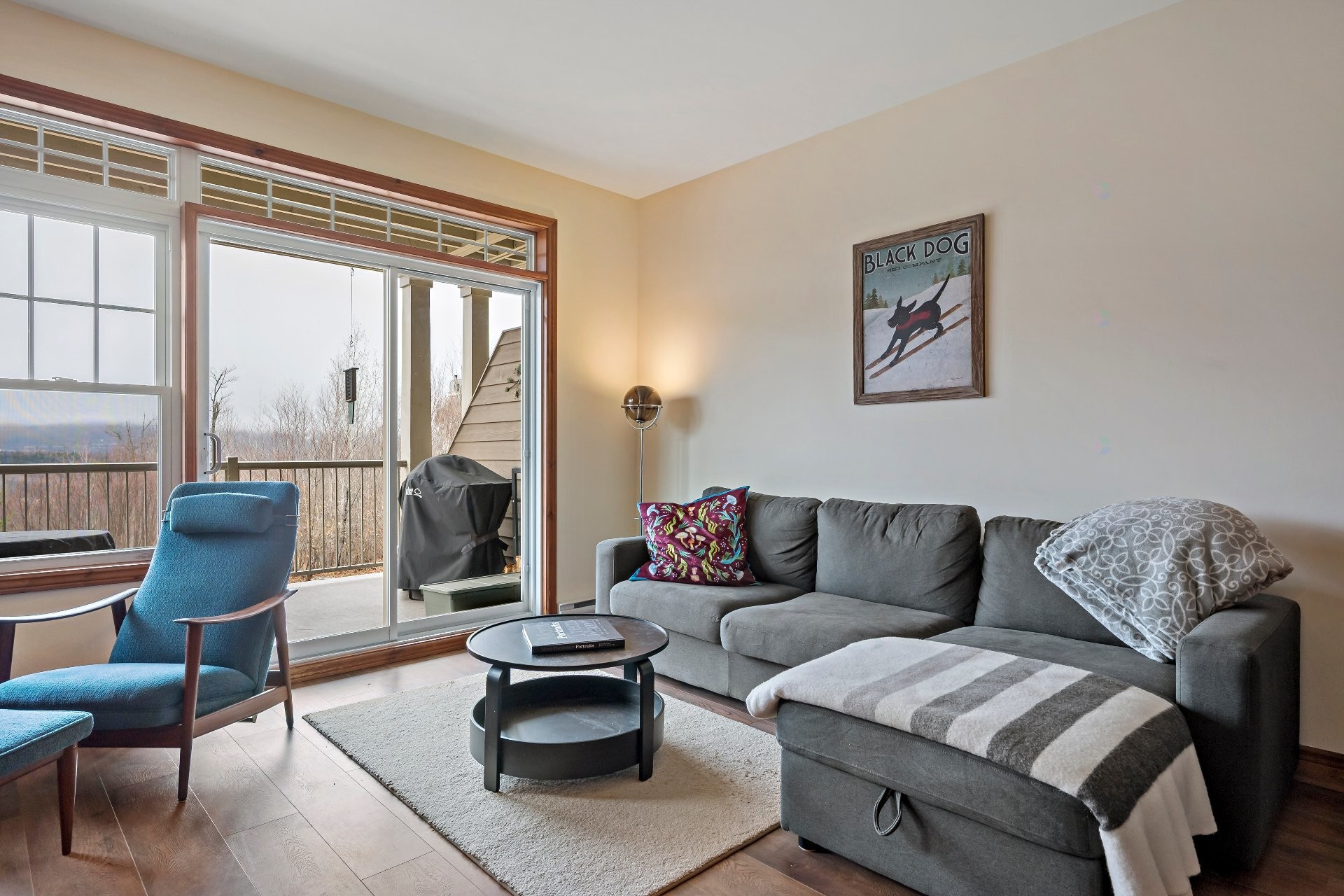 









225


Rue du Mont-Plaisant

, 4,
Mont-Tremblant,




QC
J8E1L2


