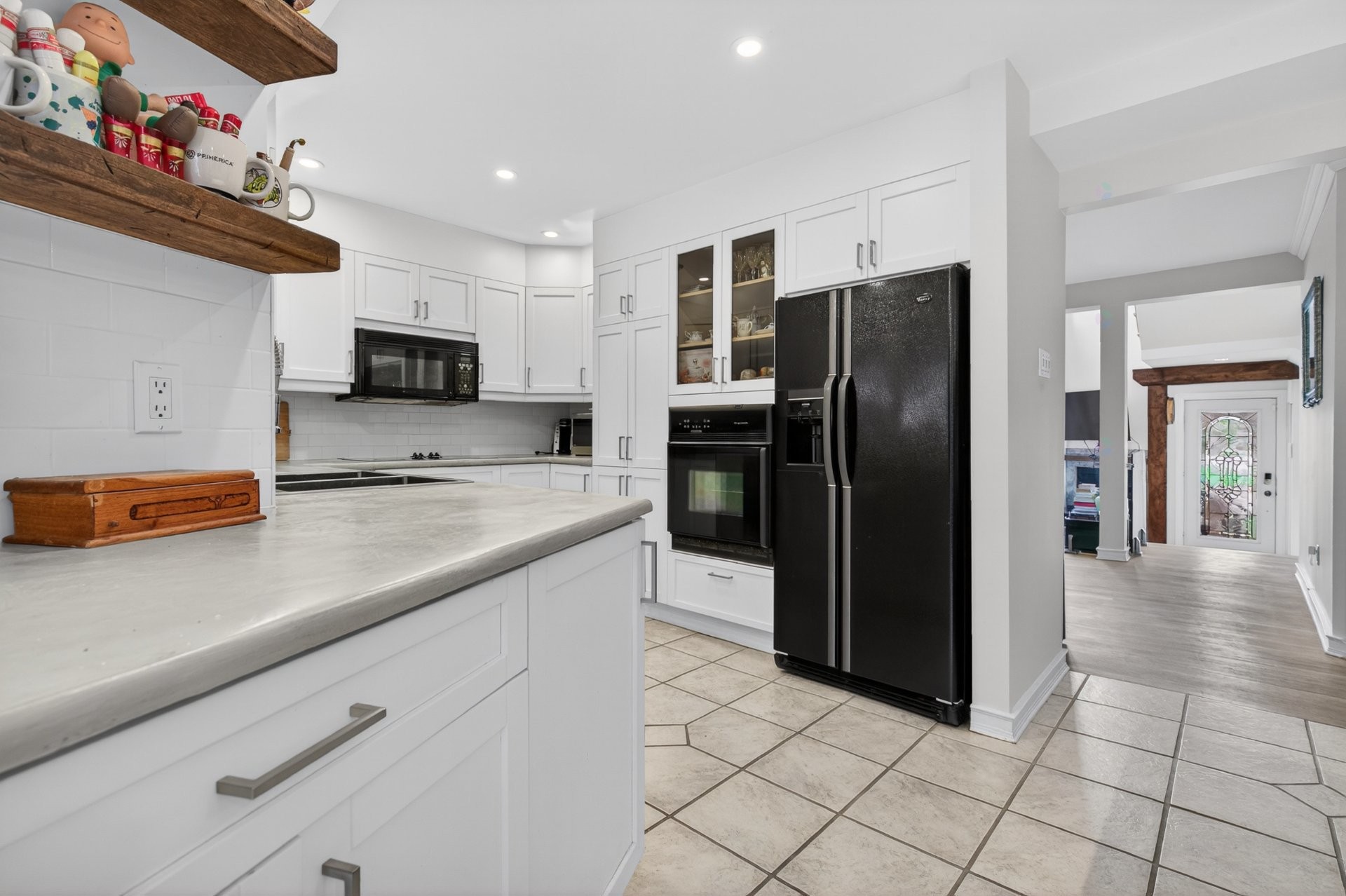 









276


Rue des Eaux-Vives

,
Saint-Jérôme,




QC
J7Y4N9

