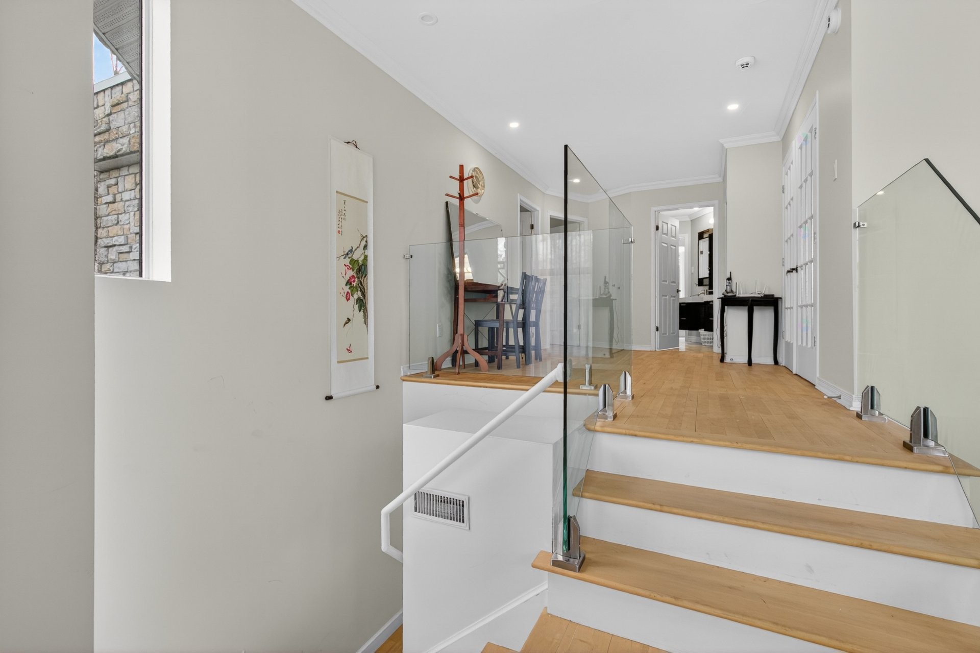 









276


Rue des Eaux-Vives

,
Saint-Jérôme,




QC
J7Y4N9

