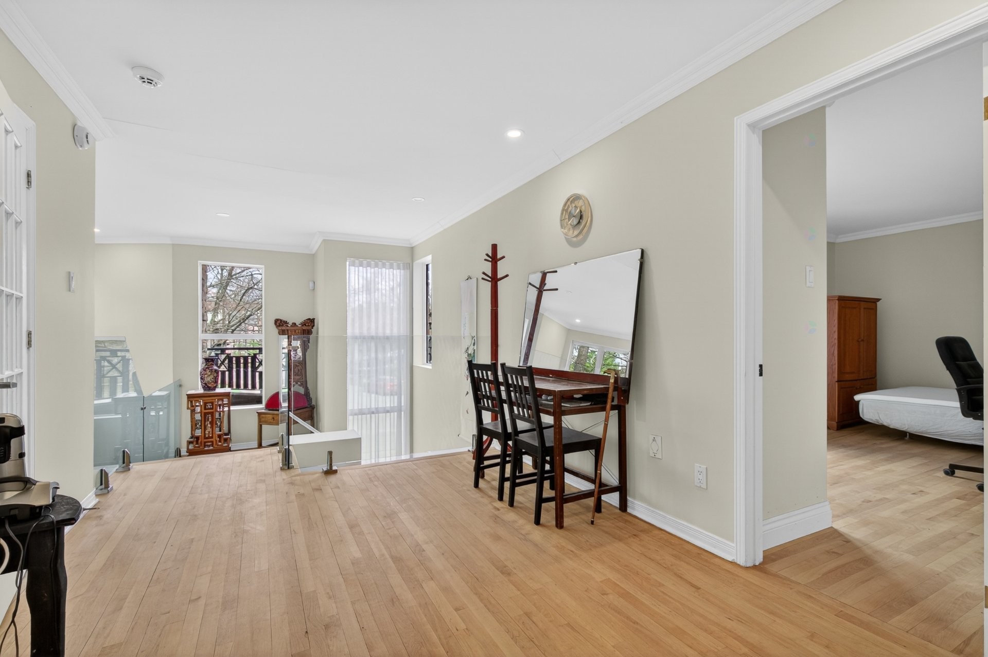 









276


Rue des Eaux-Vives

,
Saint-Jérôme,




QC
J7Y4N9

