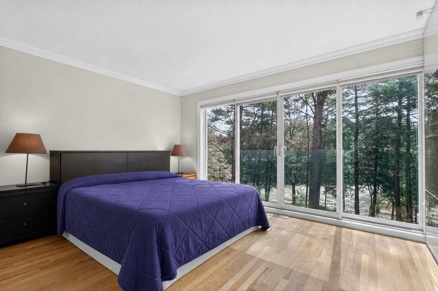 









276


Rue des Eaux-Vives

,
Saint-Jérôme,




QC
J7Y4N9

