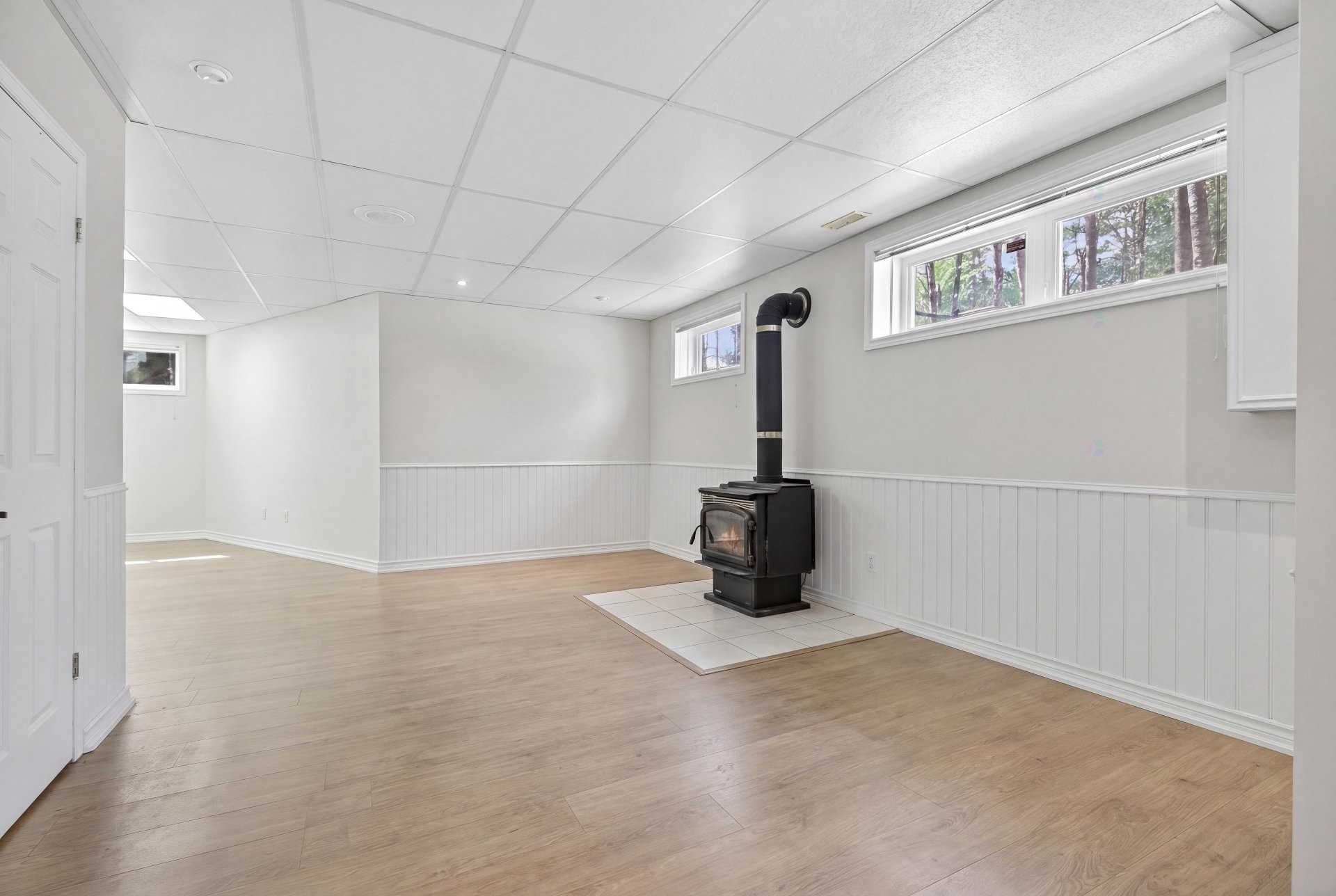 









276


Rue des Eaux-Vives

,
Saint-Jérôme,




QC
J7Y4N9

