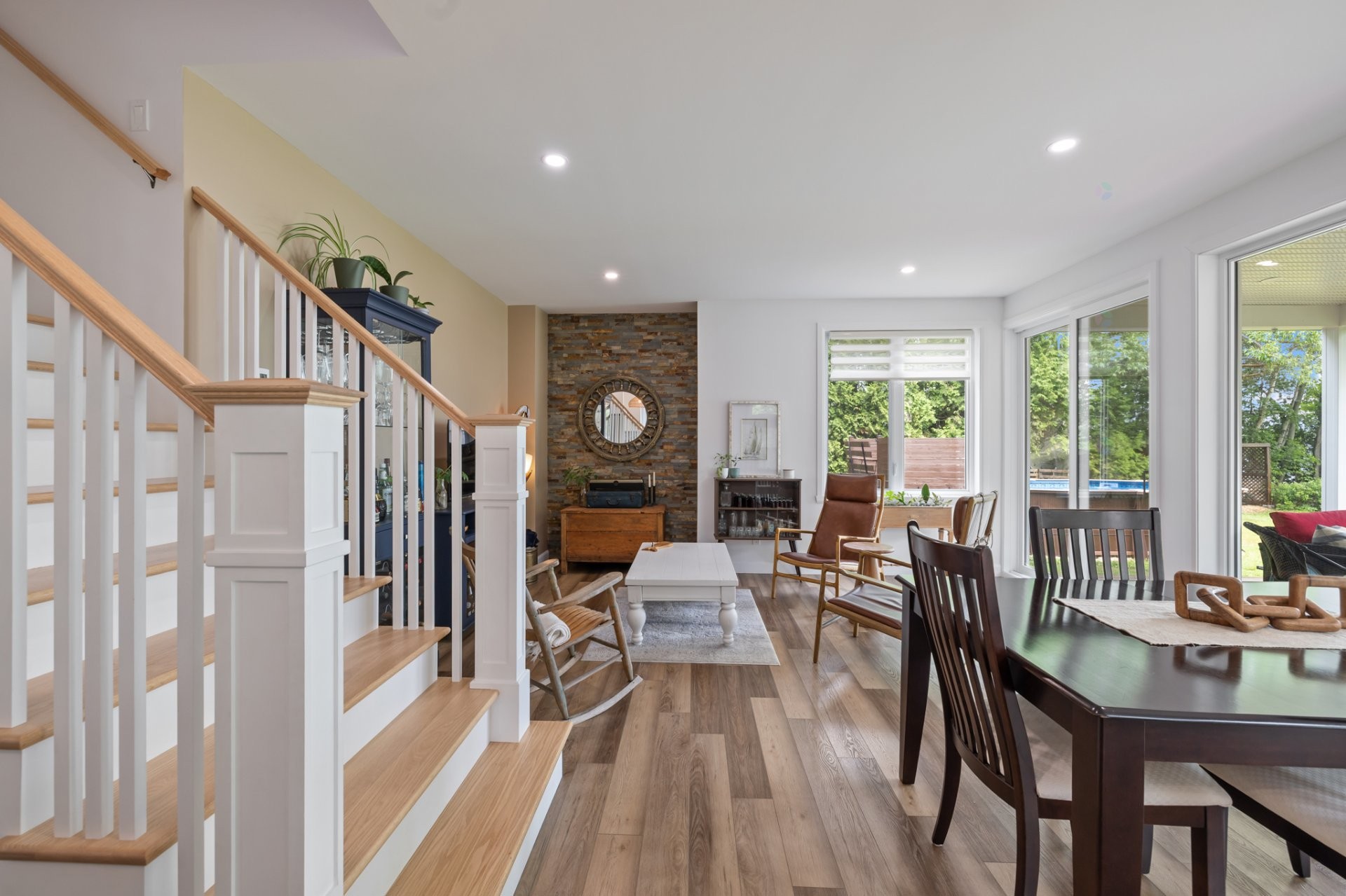 









141


Rue Graham

,
Shawinigan,




QC
G0X1L0

