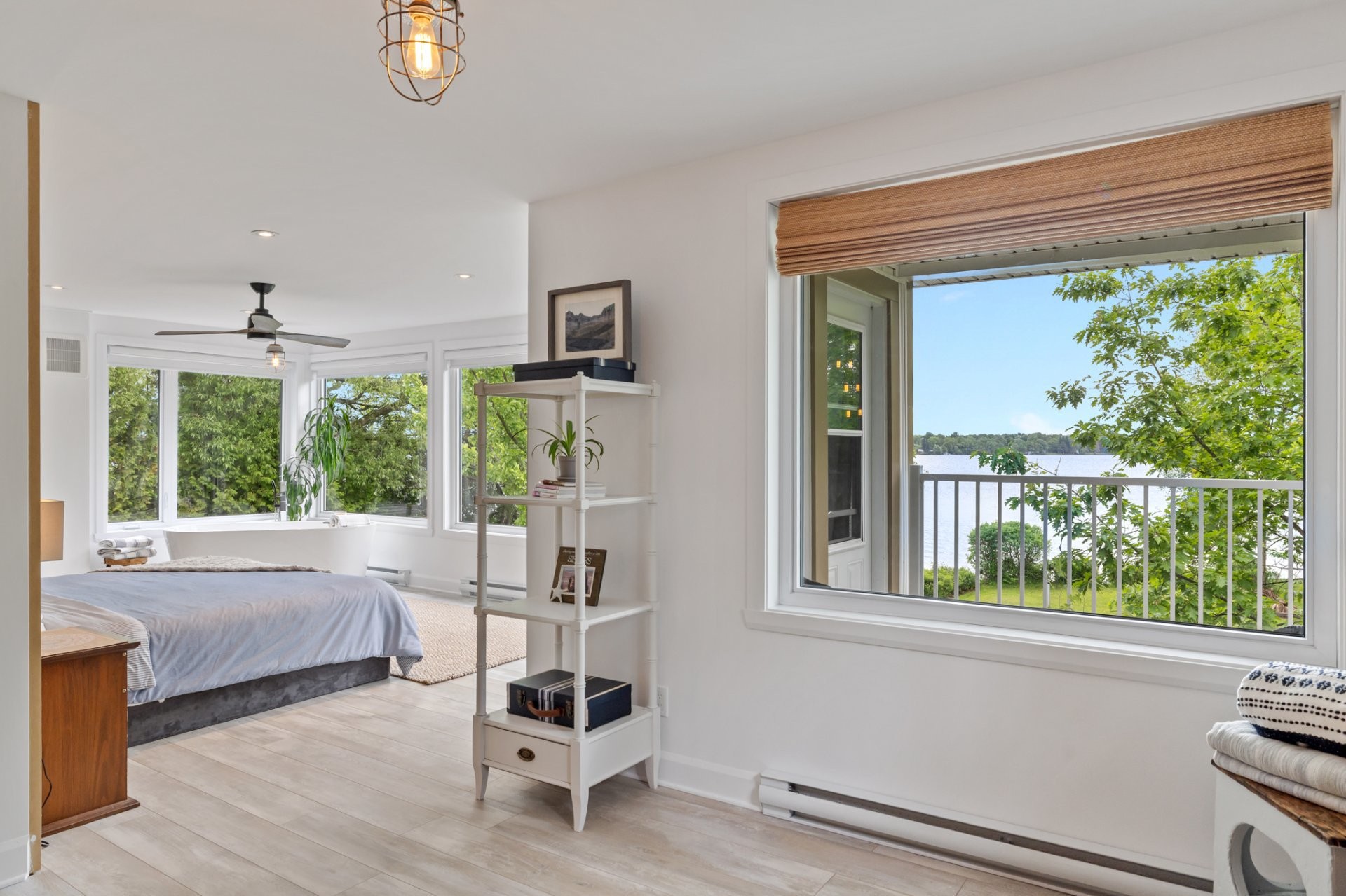 









141


Rue Graham

,
Shawinigan,




QC
G0X1L0


