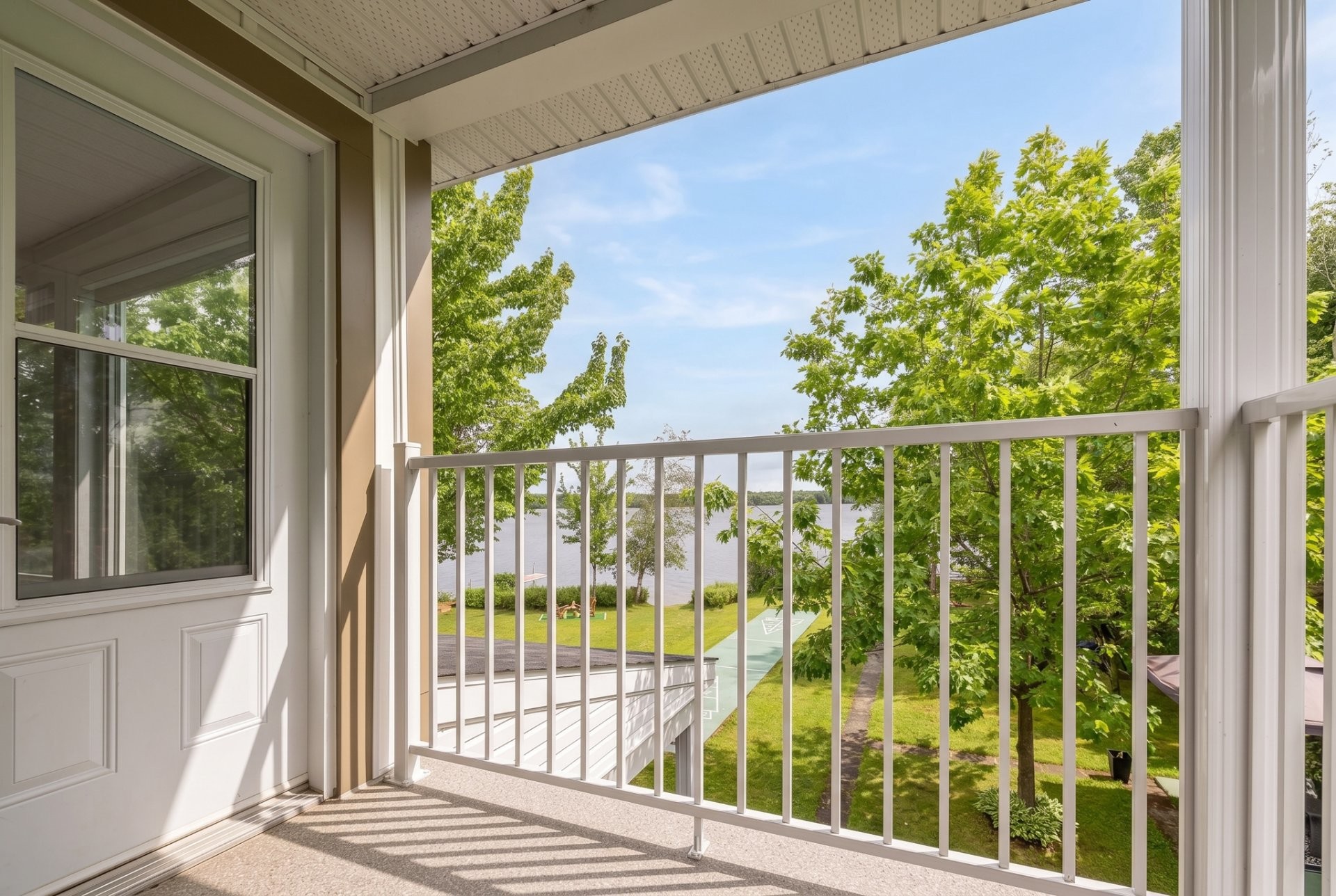 









141


Rue Graham

,
Shawinigan,




QC
G0X1L0

