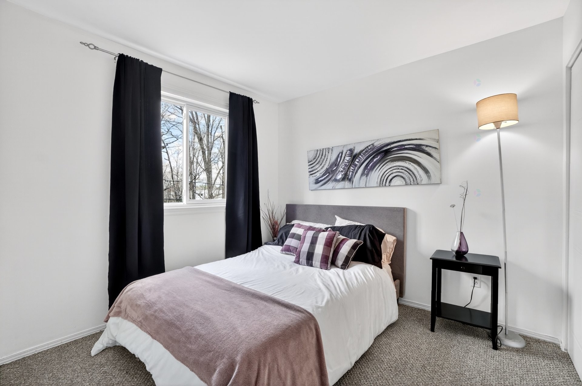 









550


Rue Ernest-Bourque

,
Blainville,




QC
J7C5G7

