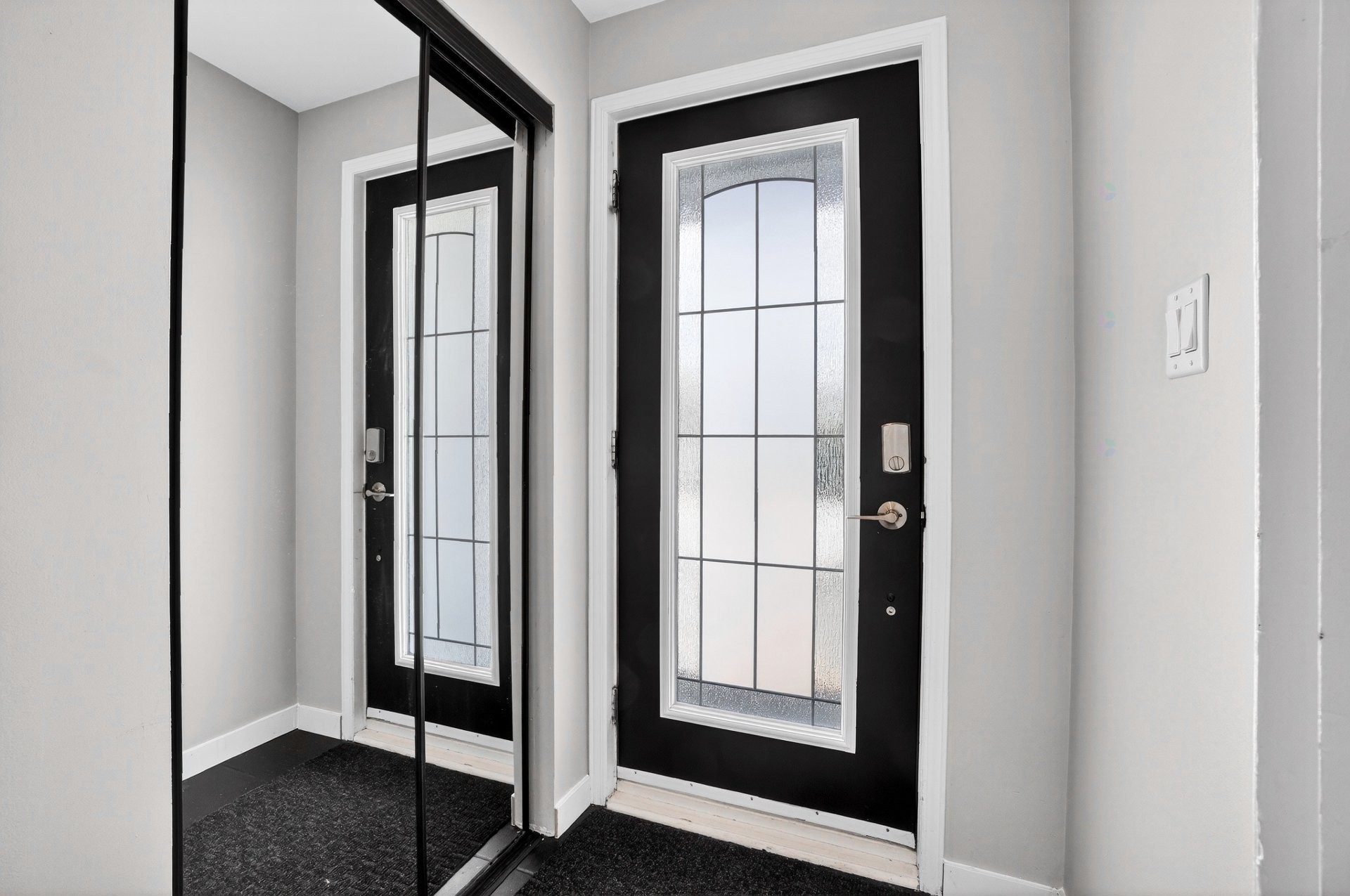 









550


Rue Ernest-Bourque

,
Blainville,




QC
J7C5G7

