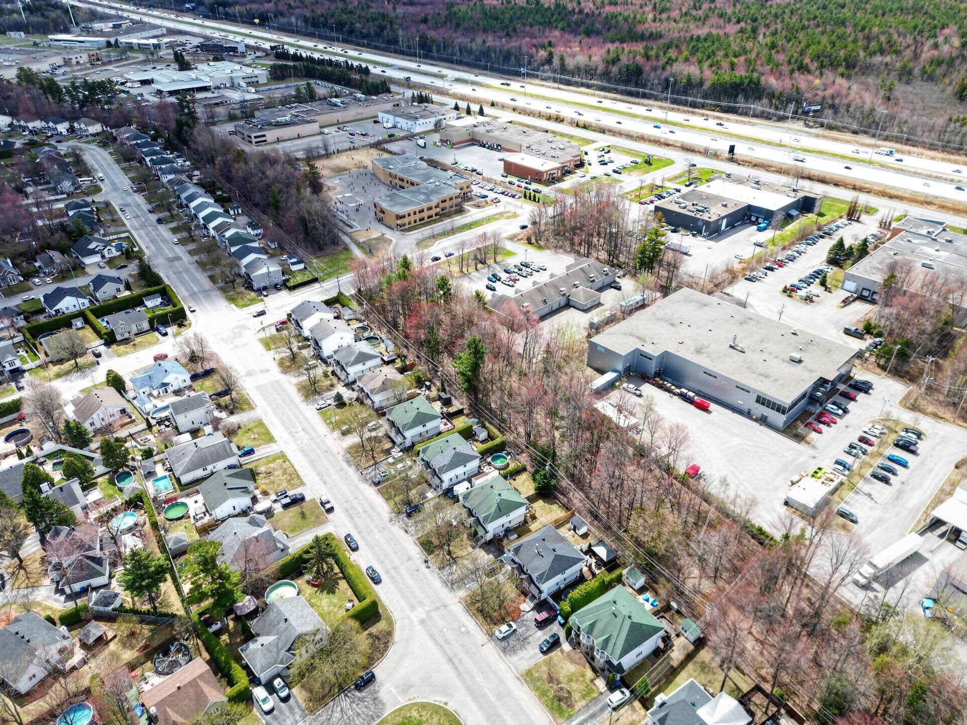 









550


Rue Ernest-Bourque

,
Blainville,




QC
J7C5G7

